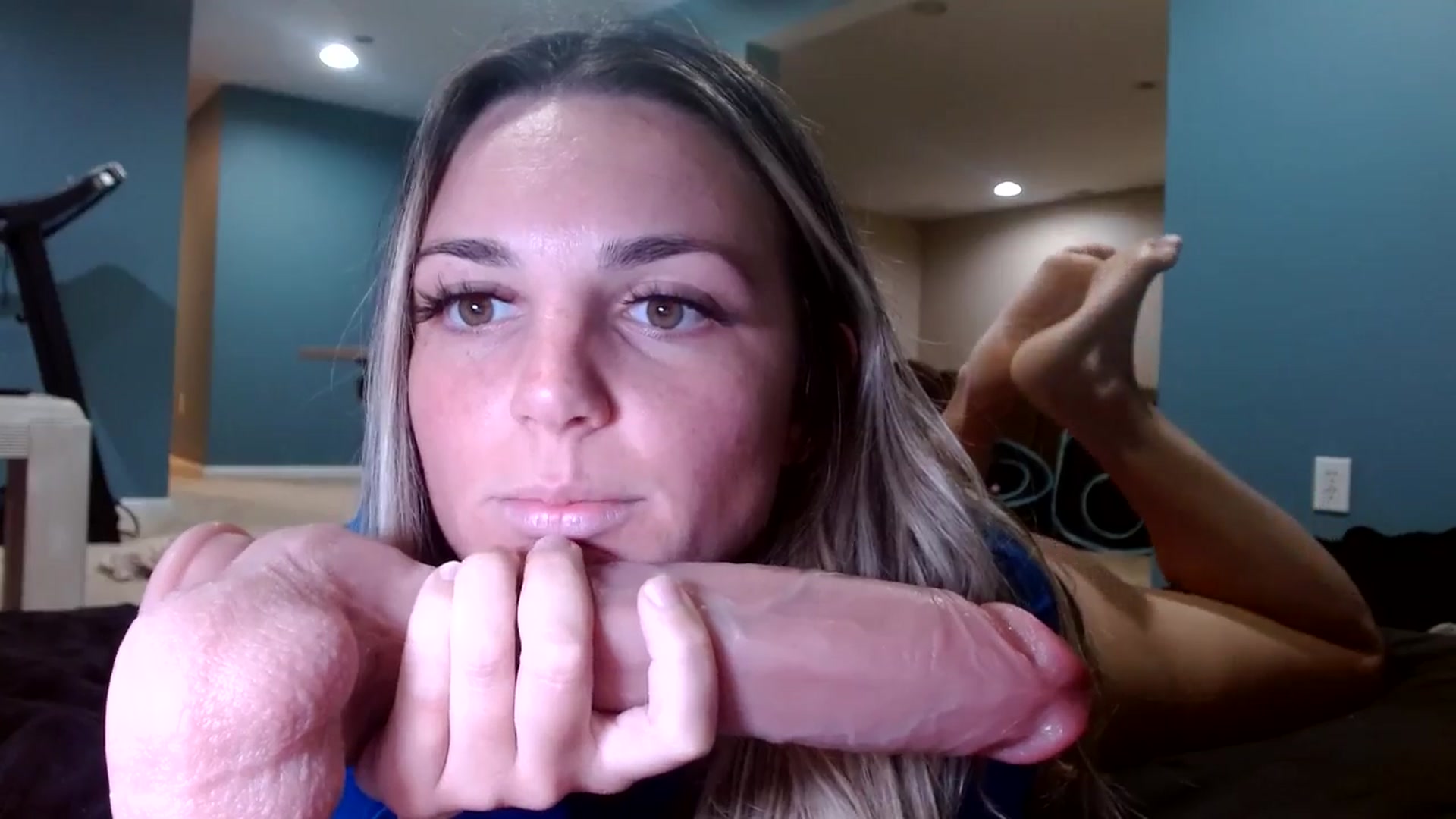 Gallery image thumbnail from Hayleebaby's myfreecams stream on, 11/14/2025, 21:02 image 15 of 20