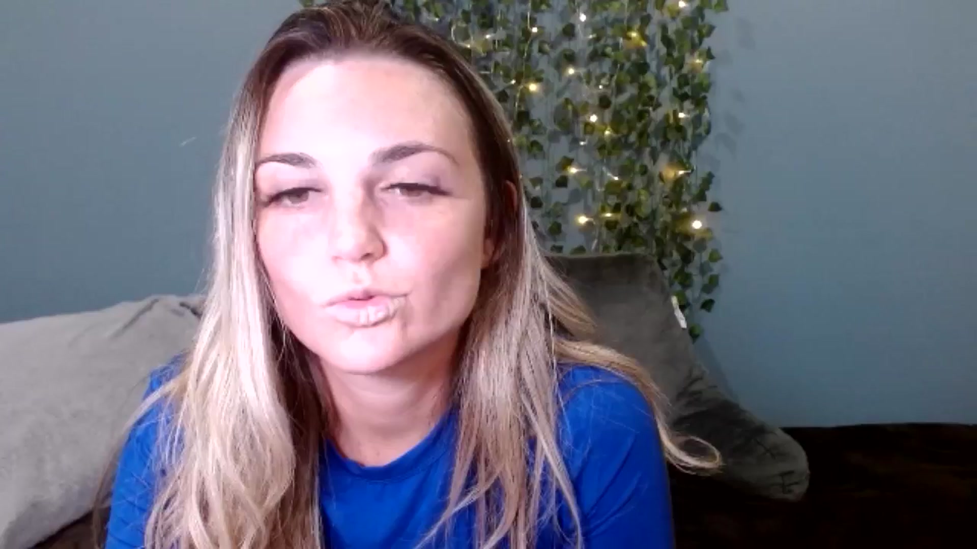 Gallery image thumbnail from Hayleebaby's myfreecams stream on, 11/14/2025, 21:16 image 7 of 20
