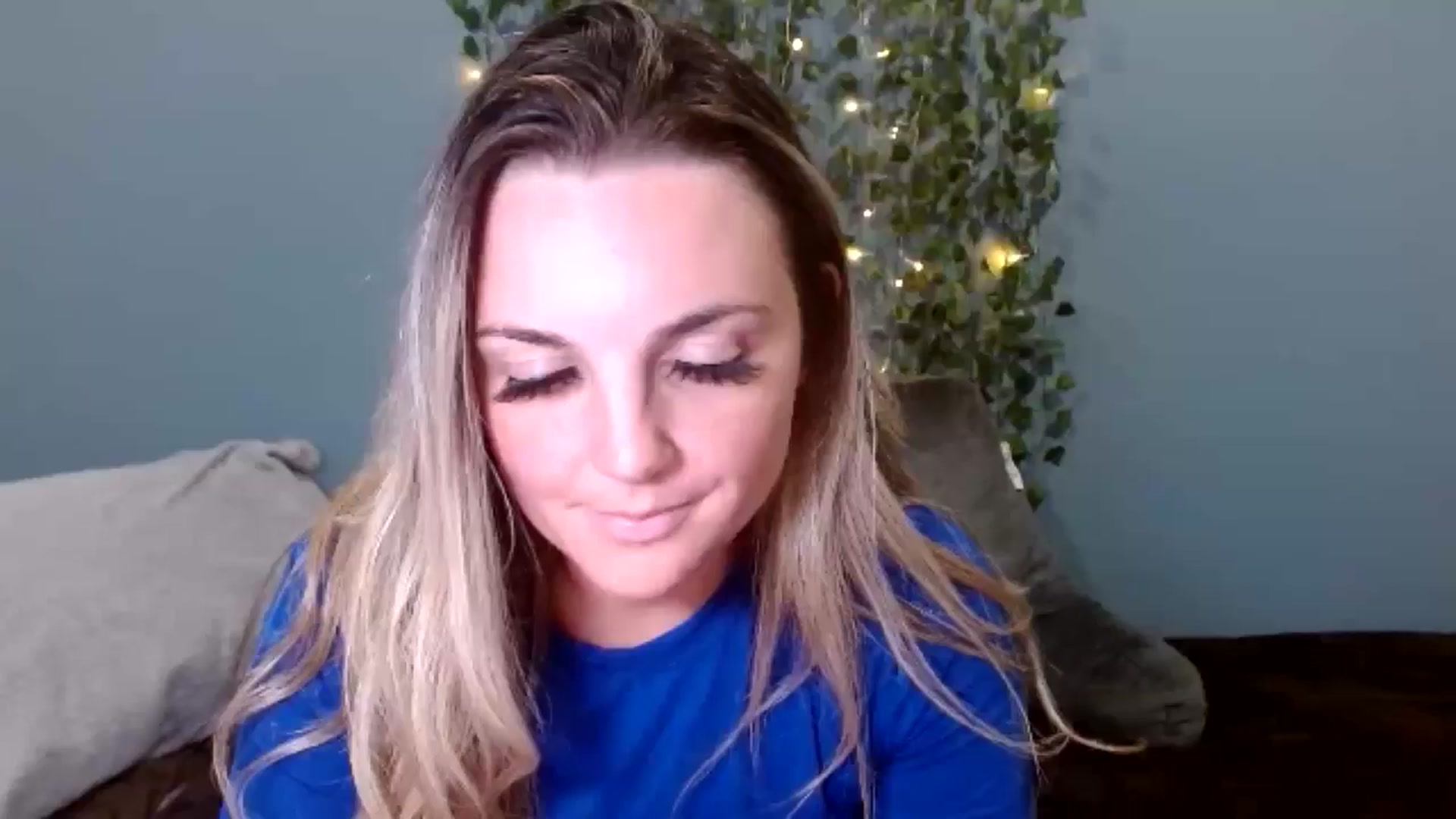 Gallery image thumbnail from Hayleebaby's myfreecams stream on, 11/14/2025, 21:16 image 5 of 20