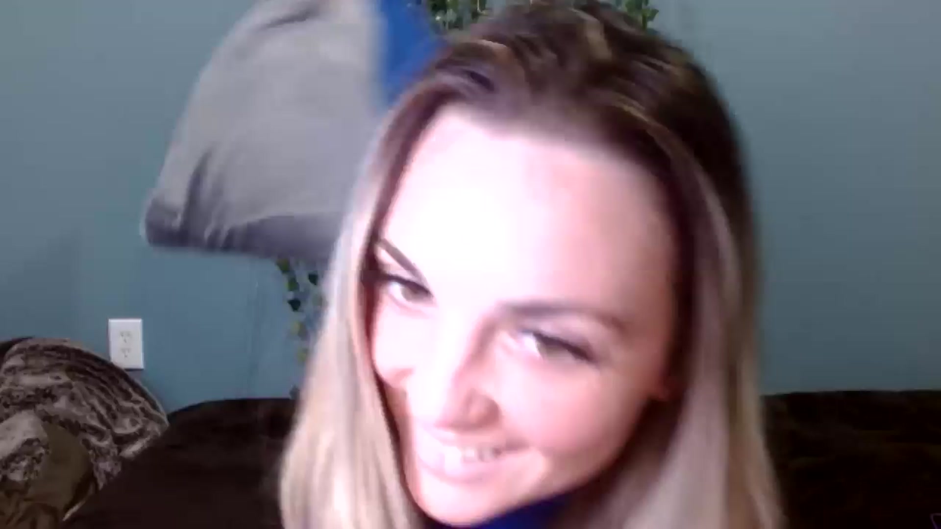 Gallery image thumbnail from Hayleebaby's myfreecams stream on, 11/14/2025, 21:16 image 18 of 20
