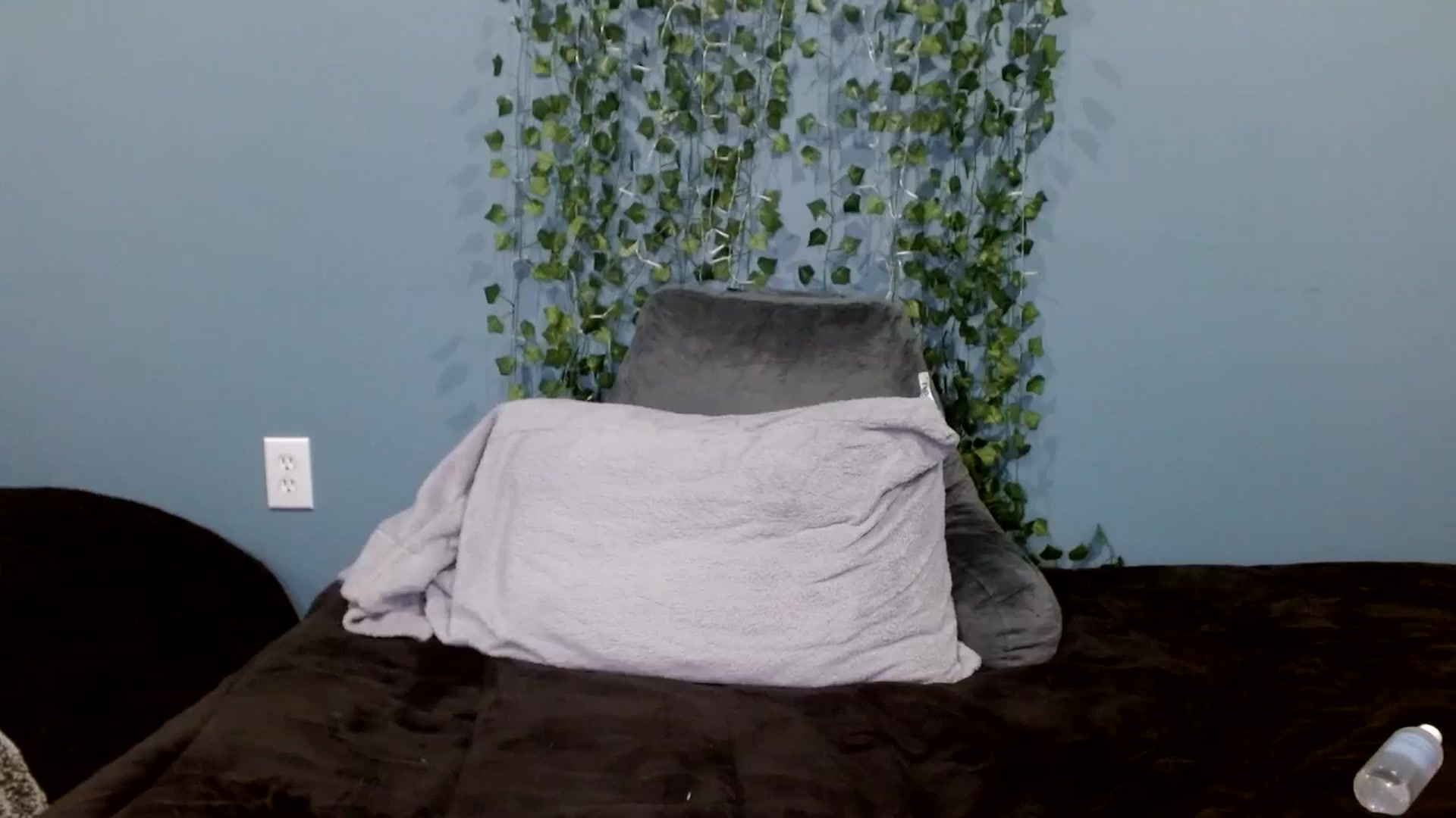 Gallery image thumbnail from Hayleebaby's myfreecams stream on, 12/05/2025, 20:35 image 9 of 20