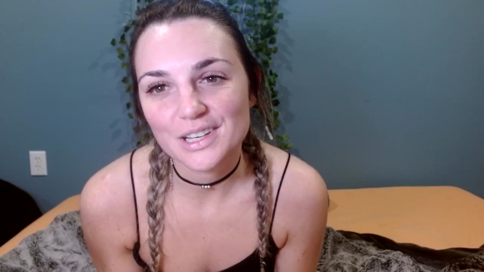Gallery image thumbnail from Hayleebaby's myfreecams stream on, 12/18/2025, 19:38 image 20 of 20