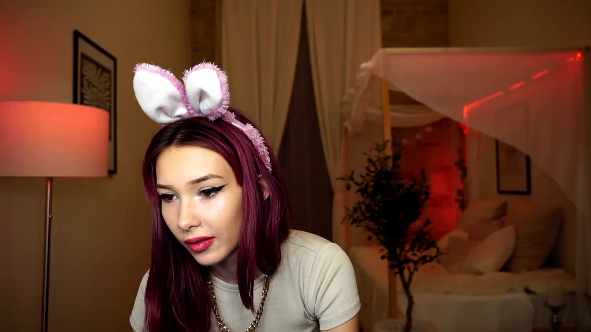 Gallery image thumbnail from Hayleexo's myfreecams stream on, 12/04/2022, 20:56 image 10 of 20