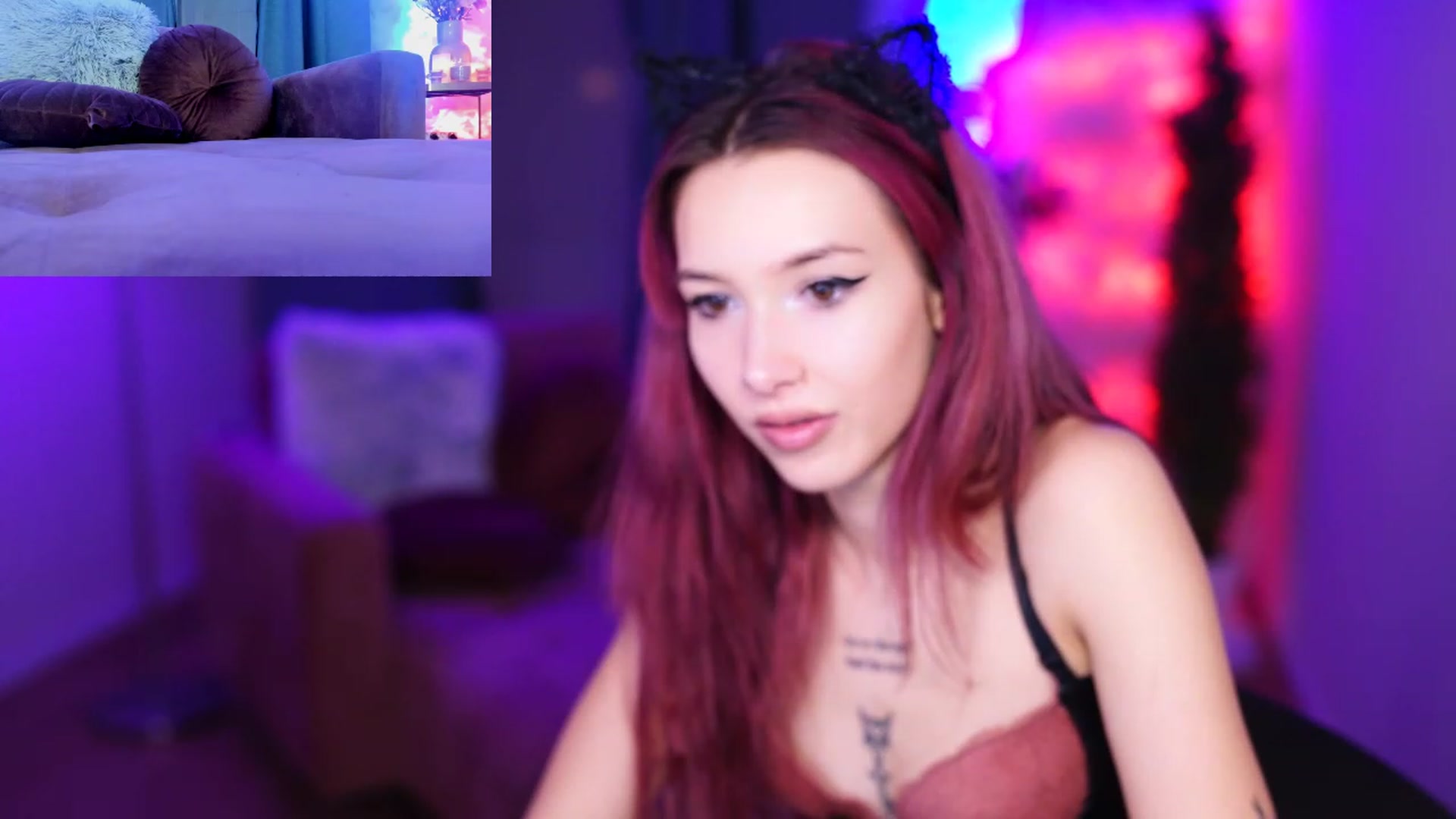 Gallery image thumbnail from Hayleexo's myfreecams stream on, 12/11/2022, 22:08 image 11 of 20