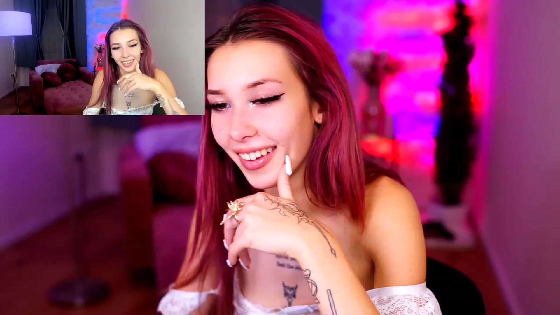 Gallery image thumbnail from Hayleexo's myfreecams stream on, 12/17/2022, 24:20 image 9 of 20