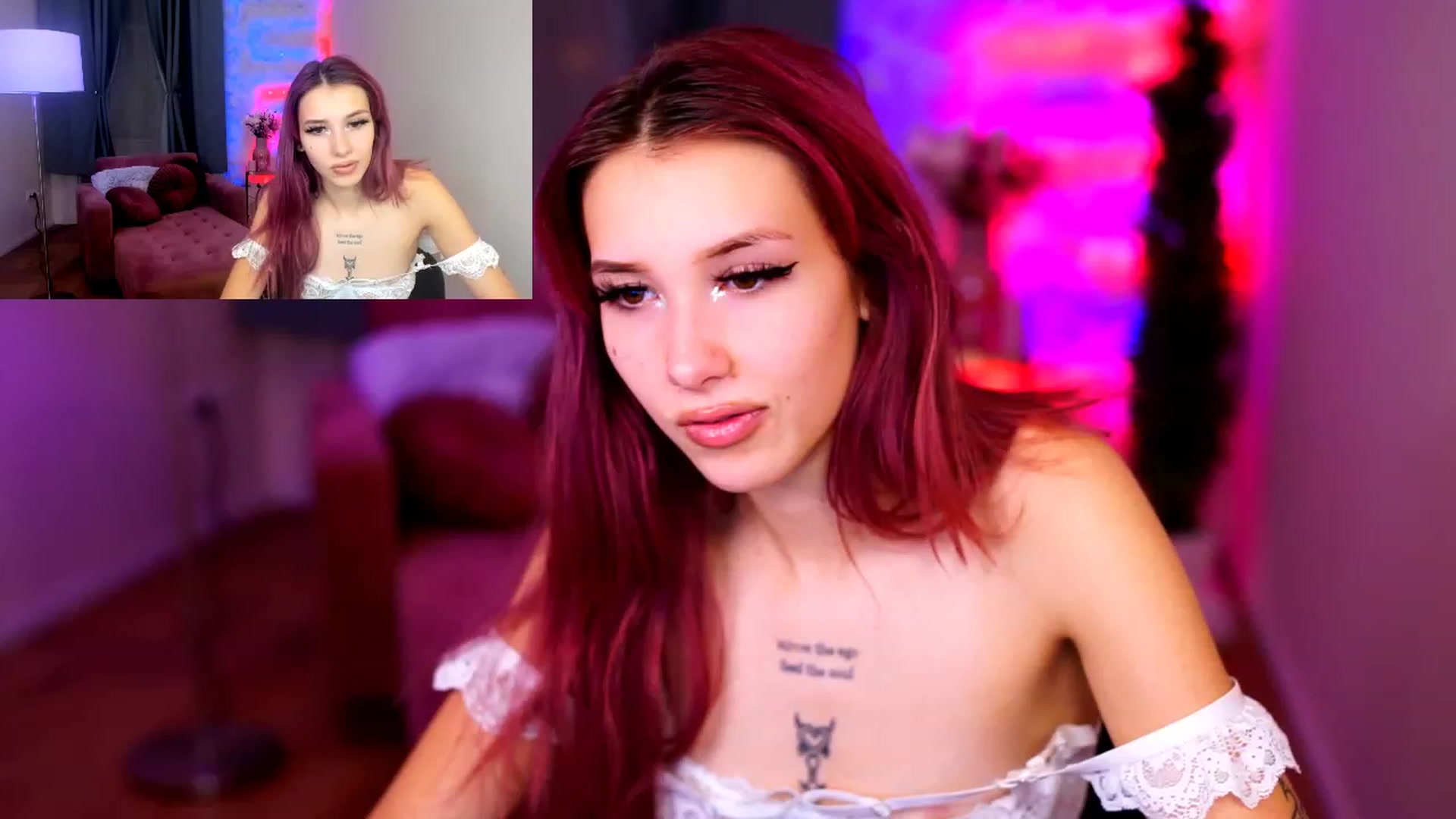 Gallery image thumbnail from Hayleexo's myfreecams stream on, 12/17/2022, 24:20 image 18 of 20