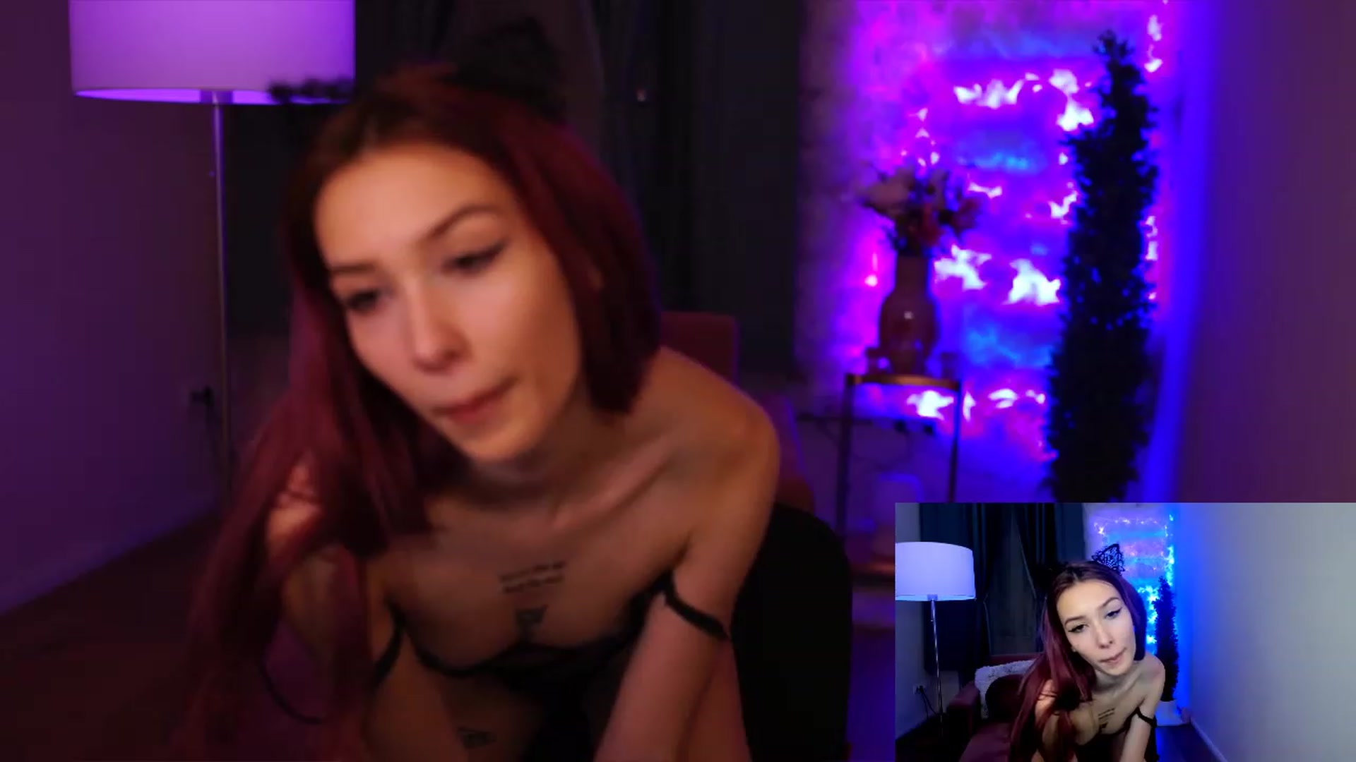 Gallery image thumbnail from Hayleexo's myfreecams stream on, 12/30/2022, 18:30 image 6 of 20