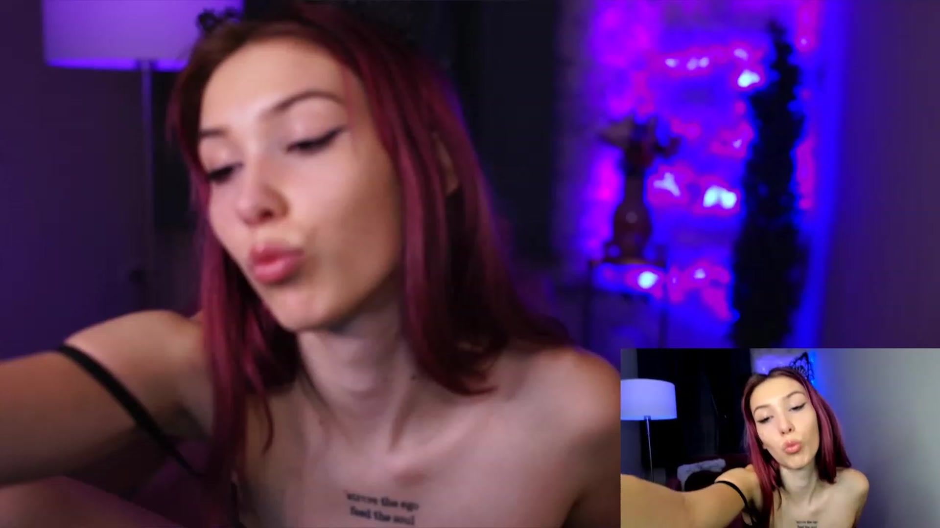 Gallery image thumbnail from Hayleexo's myfreecams stream on, 12/30/2022, 18:30 image 12 of 20
