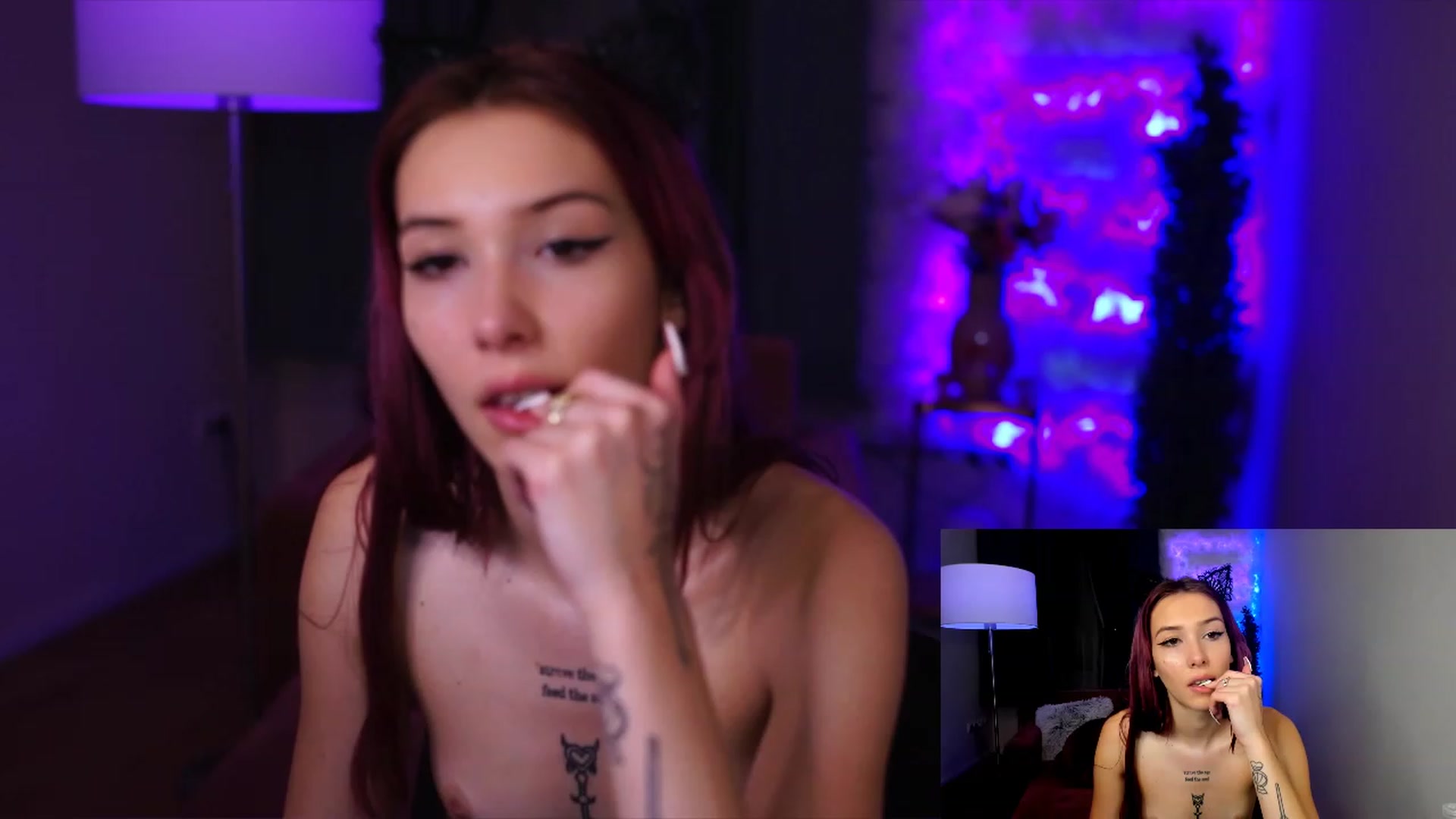 Gallery image thumbnail from Hayleexo's myfreecams stream on, 12/30/2022, 19:30 image 7 of 20