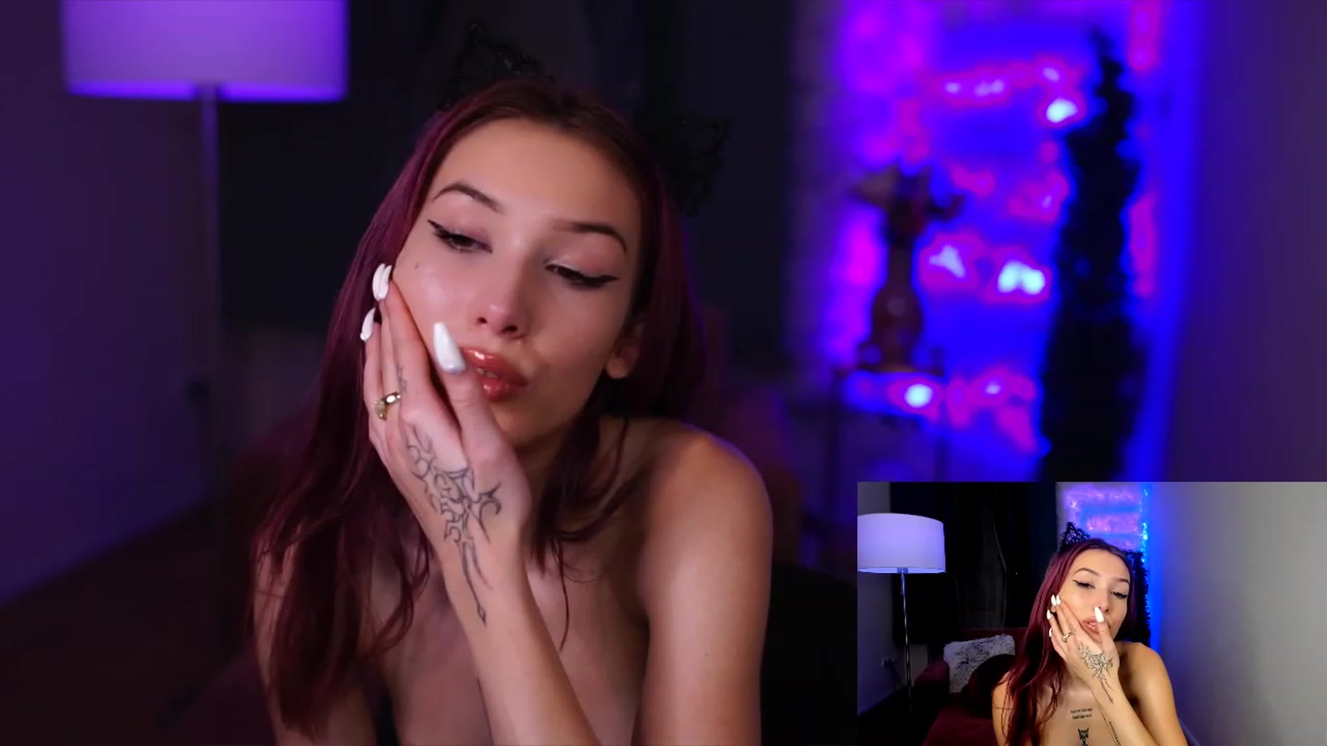Gallery image thumbnail from Hayleexo's myfreecams stream on, 12/30/2022, 19:30 image 15 of 20