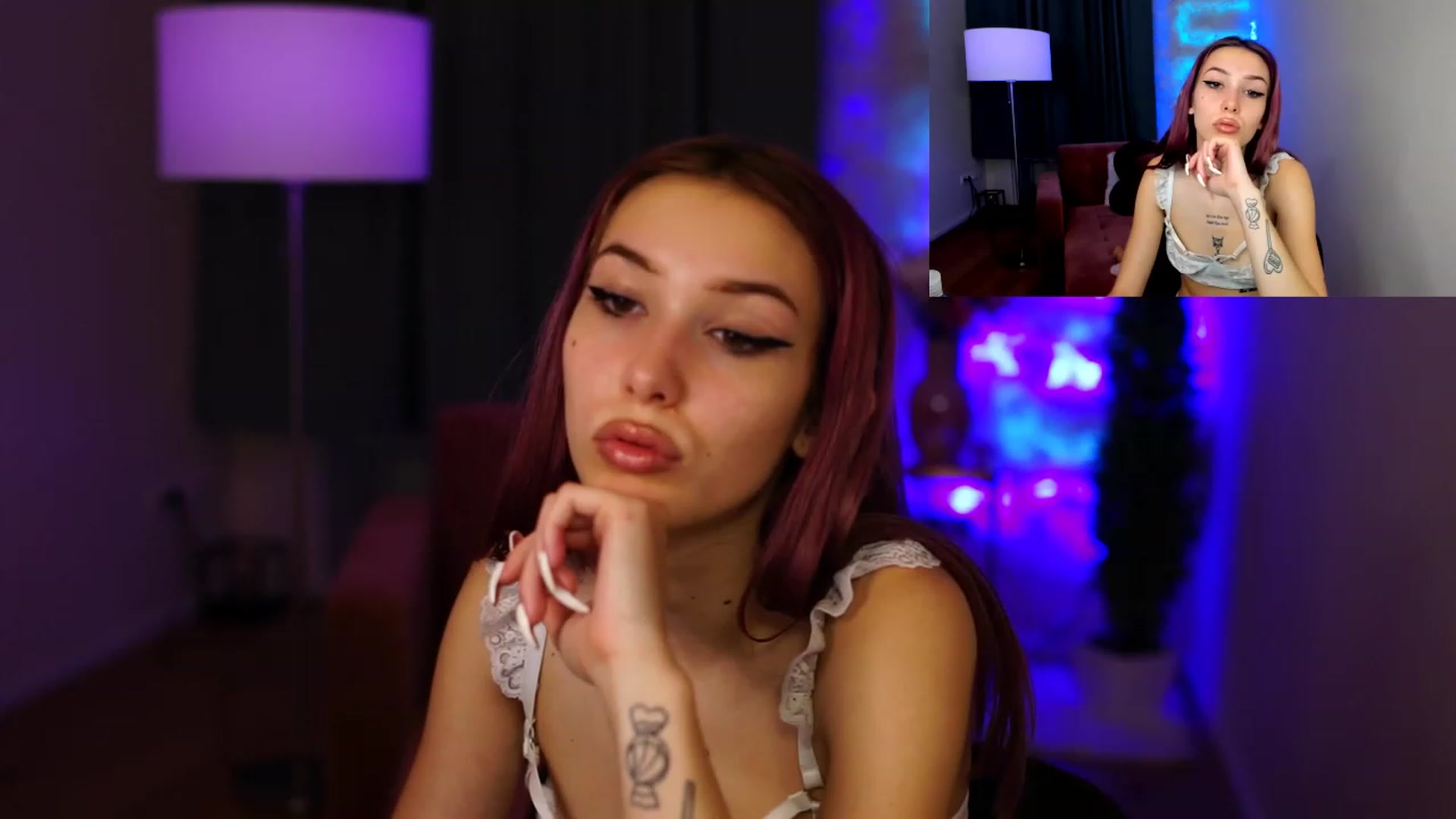 Gallery image thumbnail from Hayleexo's myfreecams stream on, 01/08/2023, 17:01 image 5 of 20