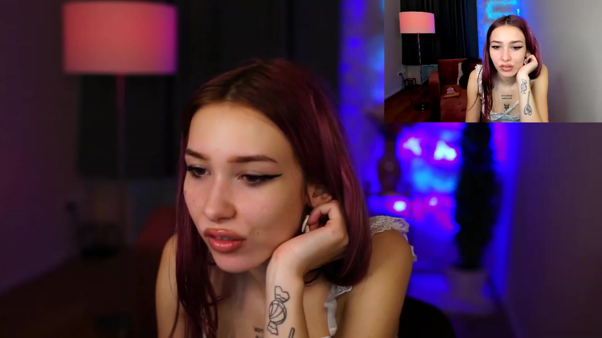 Gallery image thumbnail from Hayleexo's myfreecams stream on, 01/08/2023, 17:01 image 1 of 20