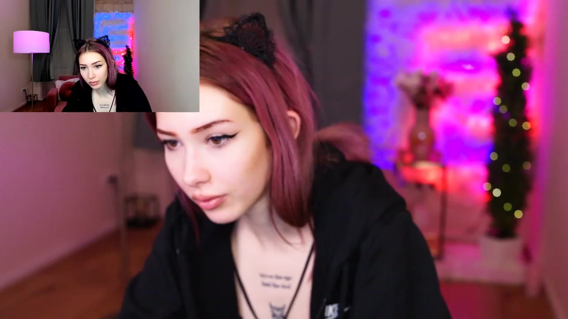 Gallery image thumbnail from Hayleexo's myfreecams stream on, 01/15/2023, 18:06 image 9 of 20