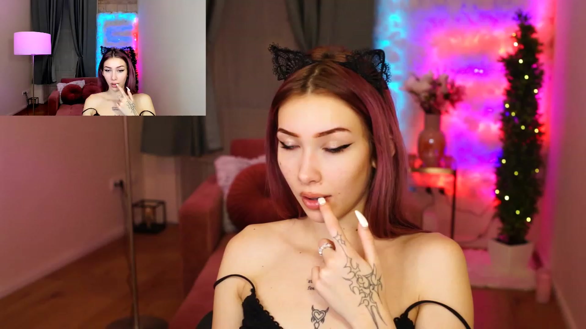 Gallery image thumbnail from Hayleexo's myfreecams stream on, 01/15/2023, 18:06 image 7 of 20