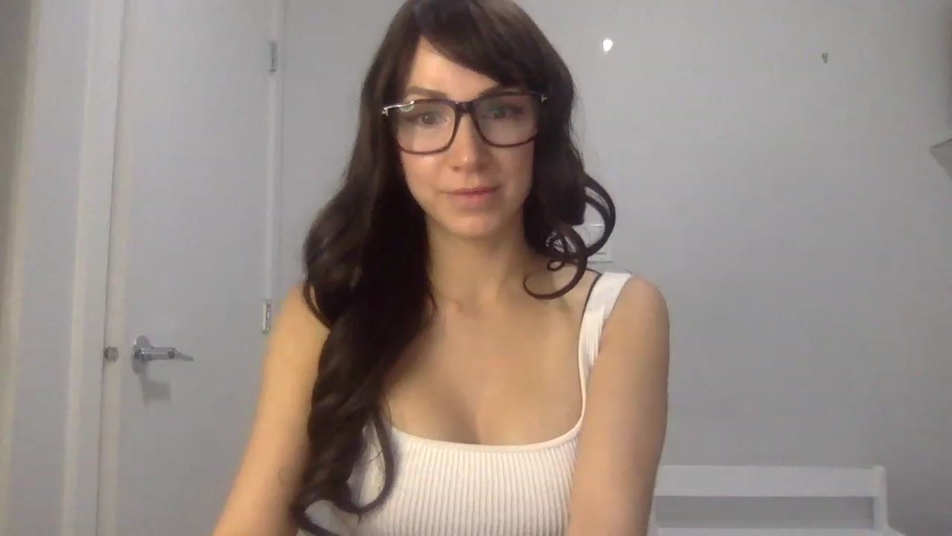 Gallery image thumbnail from HayleyRay's myfreecams stream on, 04/23/2023, 04:11 image 19 of 20
