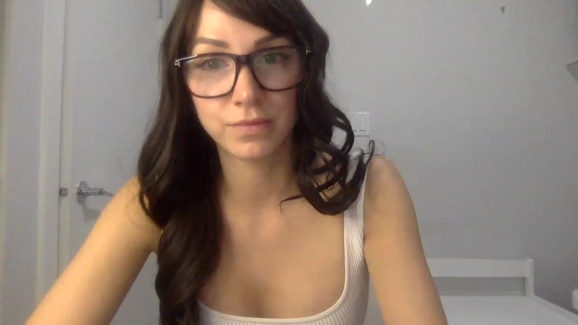 Gallery image thumbnail from HayleyRay's myfreecams stream on, 04/23/2023, 04:11 image 12 of 20