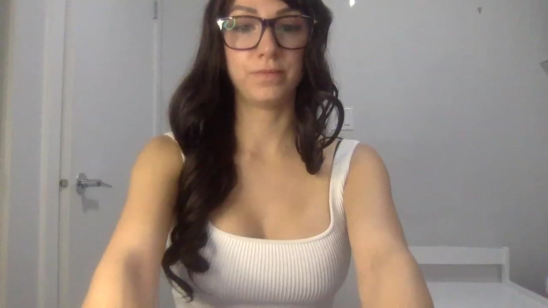 Gallery image thumbnail from HayleyRay's myfreecams stream on, 04/23/2023, 04:11 image 7 of 20