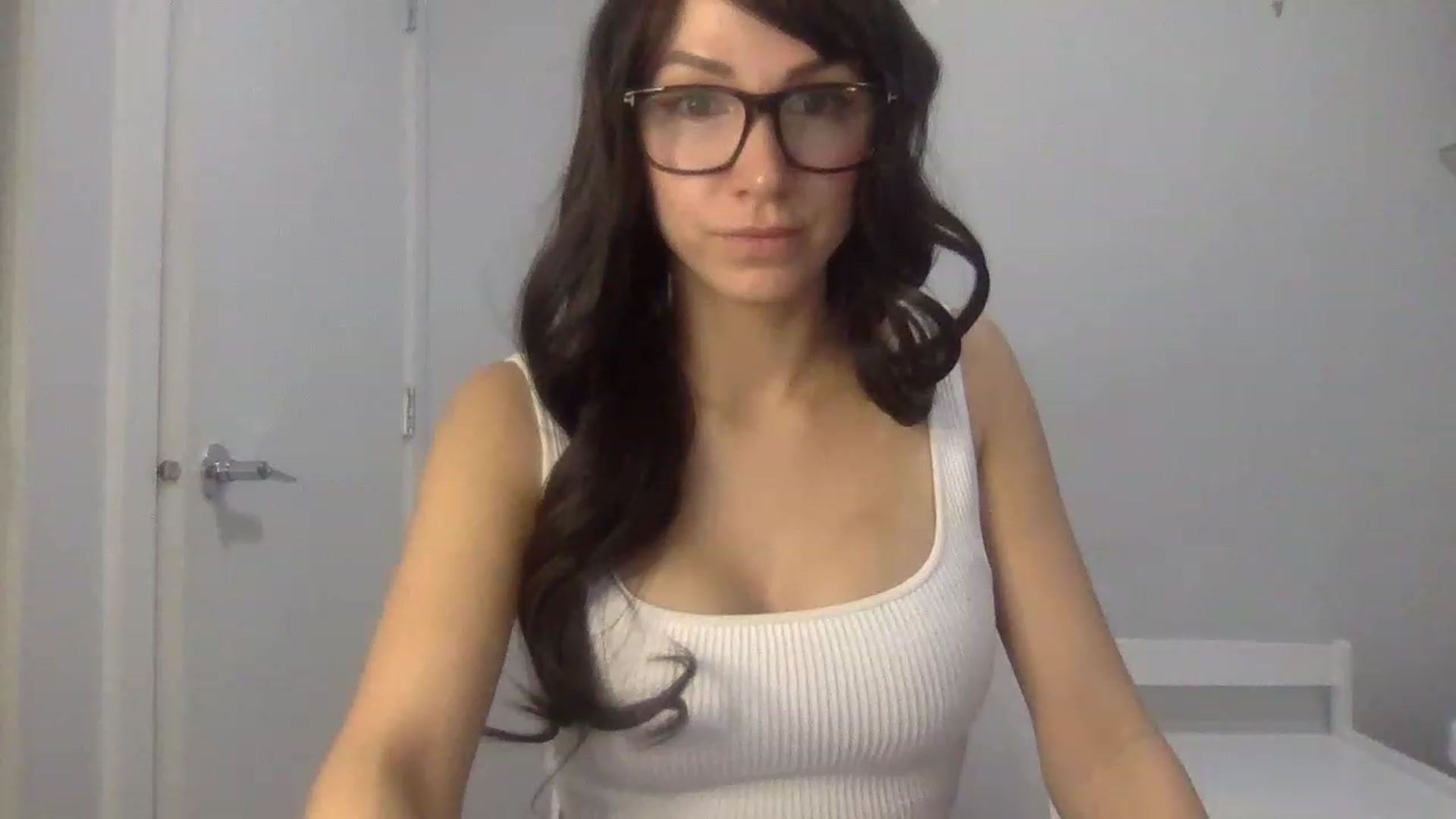 Gallery image thumbnail from HayleyRay's myfreecams stream on, 04/23/2023, 04:11 image 6 of 20