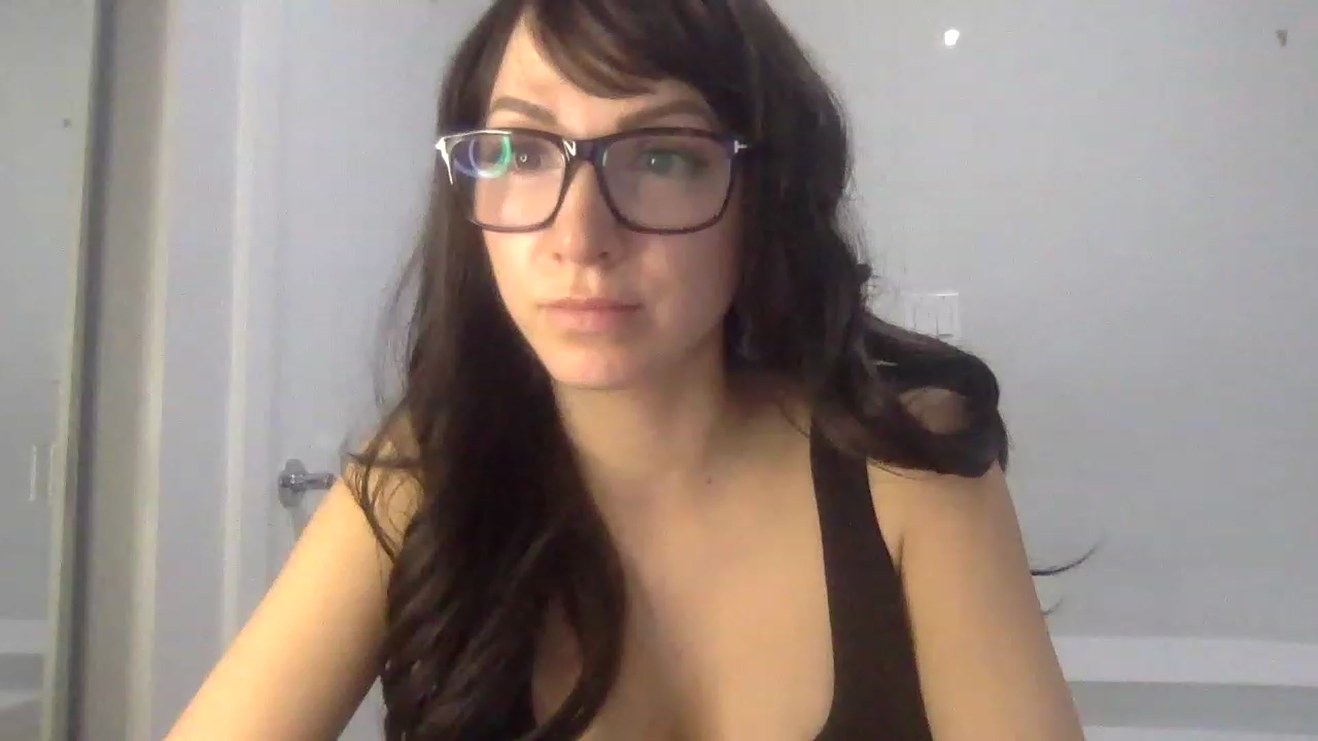 Gallery image thumbnail from HayleyRay's myfreecams stream on, 04/27/2023, 02:54 image 18 of 20