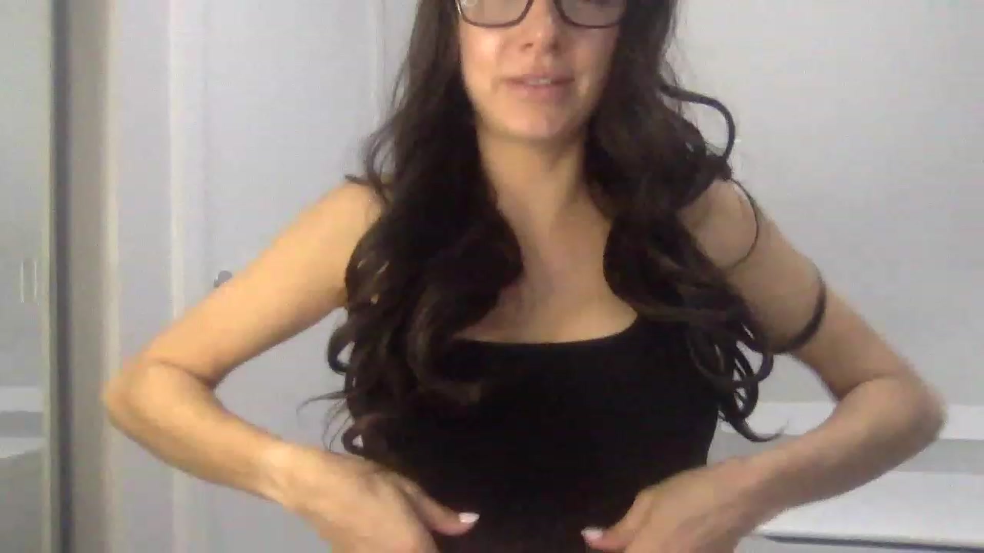 Gallery image thumbnail from HayleyRay's myfreecams stream on, 04/27/2023, 02:54 image 3 of 20