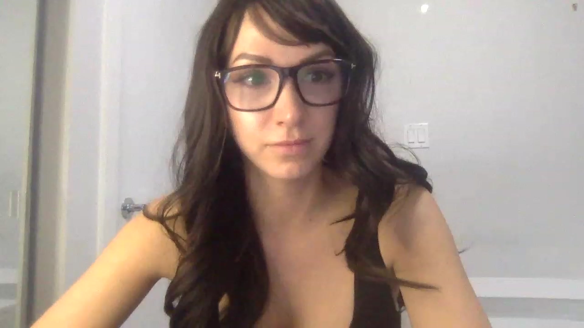 Gallery image thumbnail from HayleyRay's myfreecams stream on, 04/27/2023, 02:54 image 5 of 20