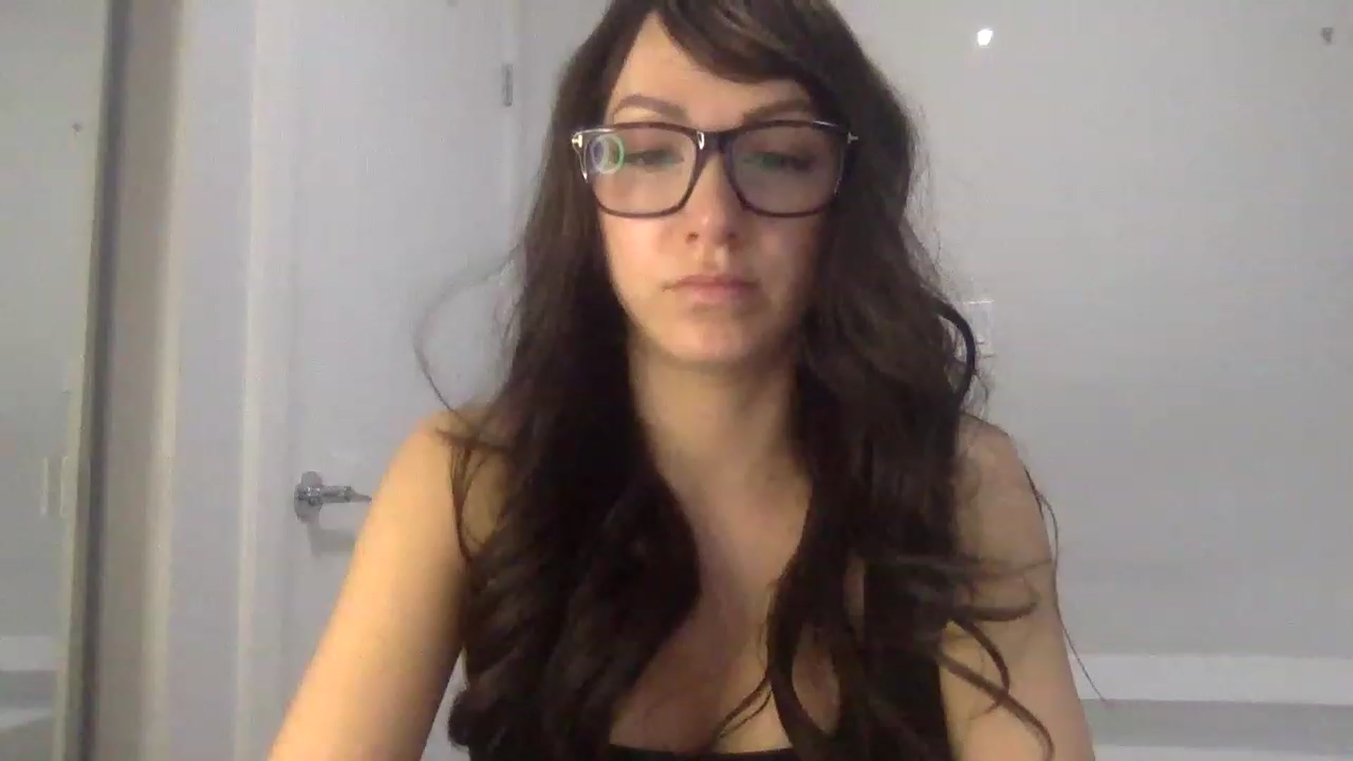 Gallery image thumbnail from HayleyRay's myfreecams stream on, 04/27/2023, 02:54 image 15 of 20
