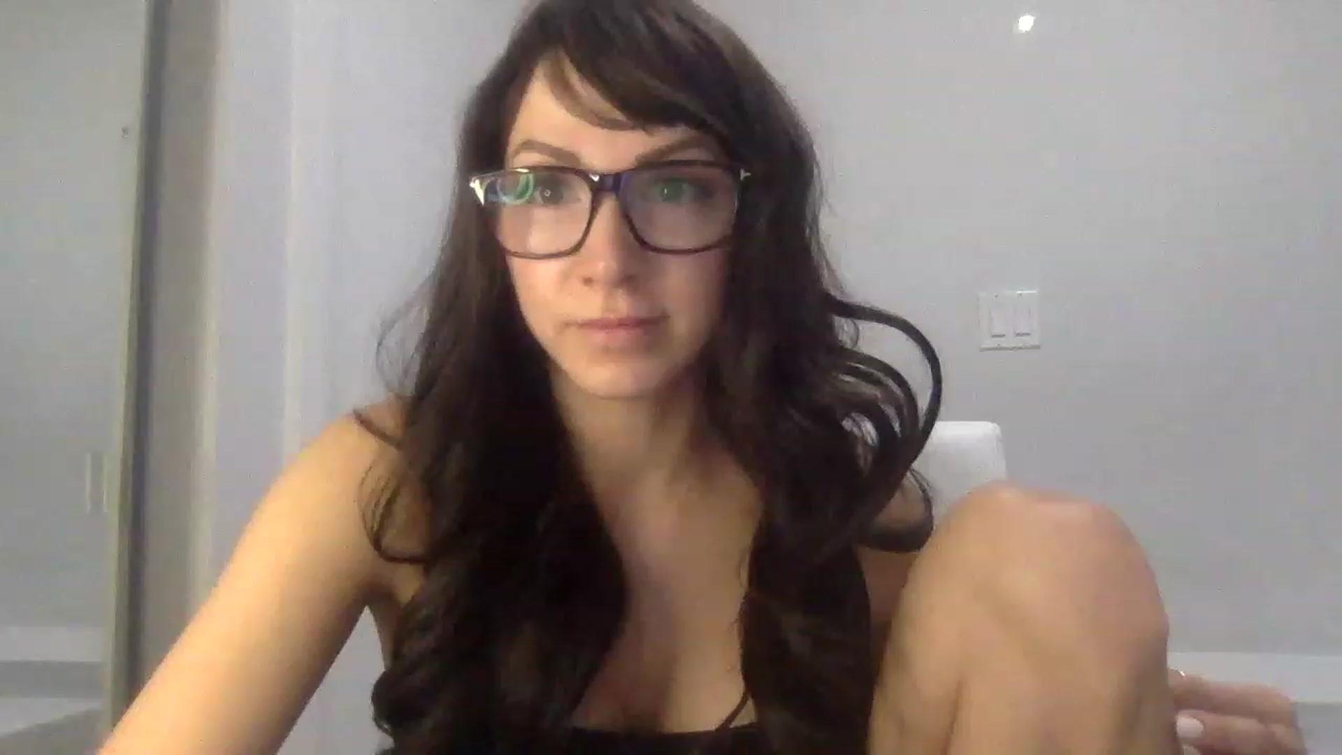 Gallery image thumbnail from HayleyRay's myfreecams stream on, 04/27/2023, 02:54 image 9 of 20