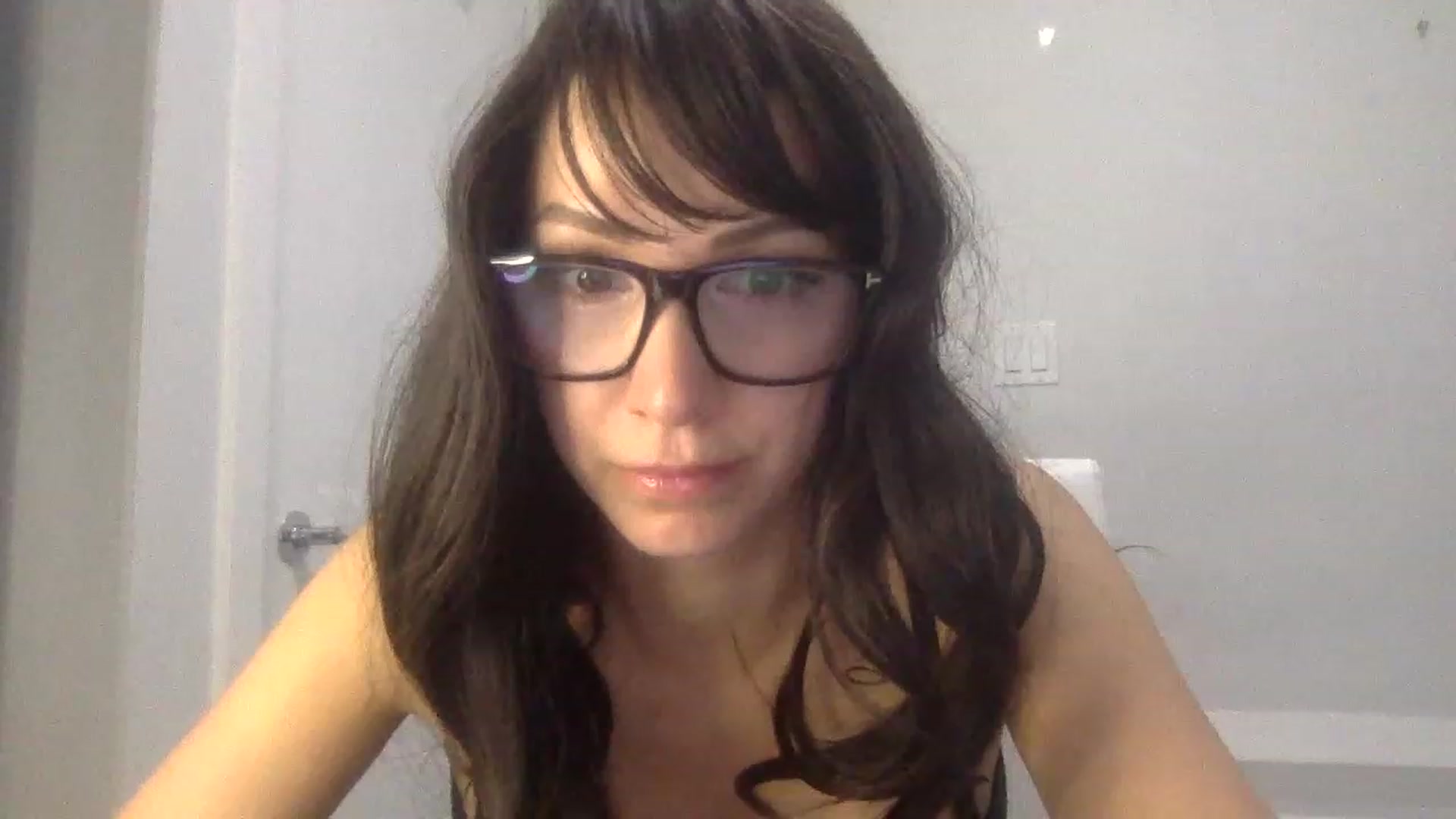 Gallery image thumbnail from HayleyRay's myfreecams stream on, 05/04/2023, 04:52 image 5 of 20