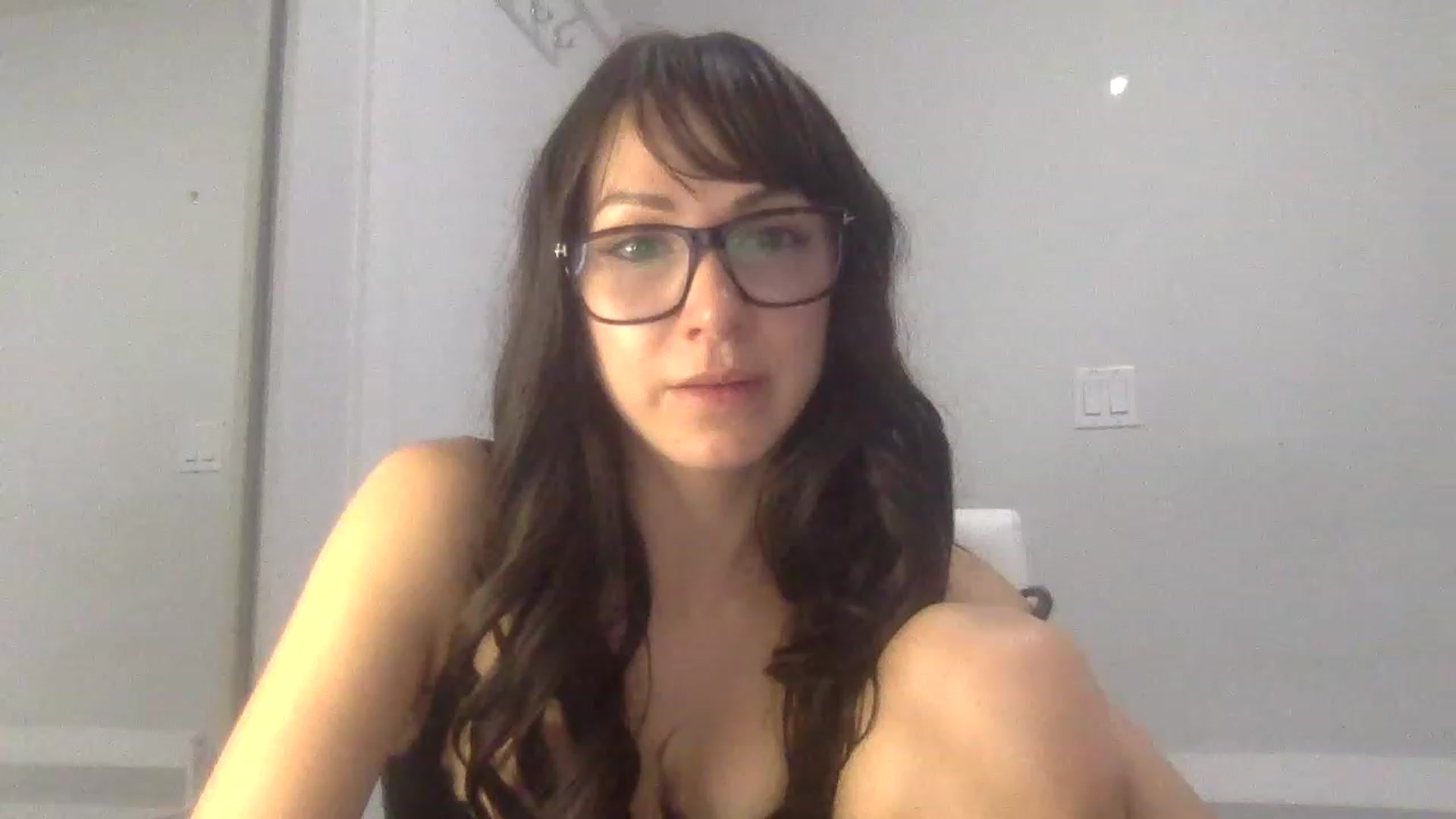 Gallery image thumbnail from HayleyRay's myfreecams stream on, 05/05/2023, 04:38 image 12 of 20