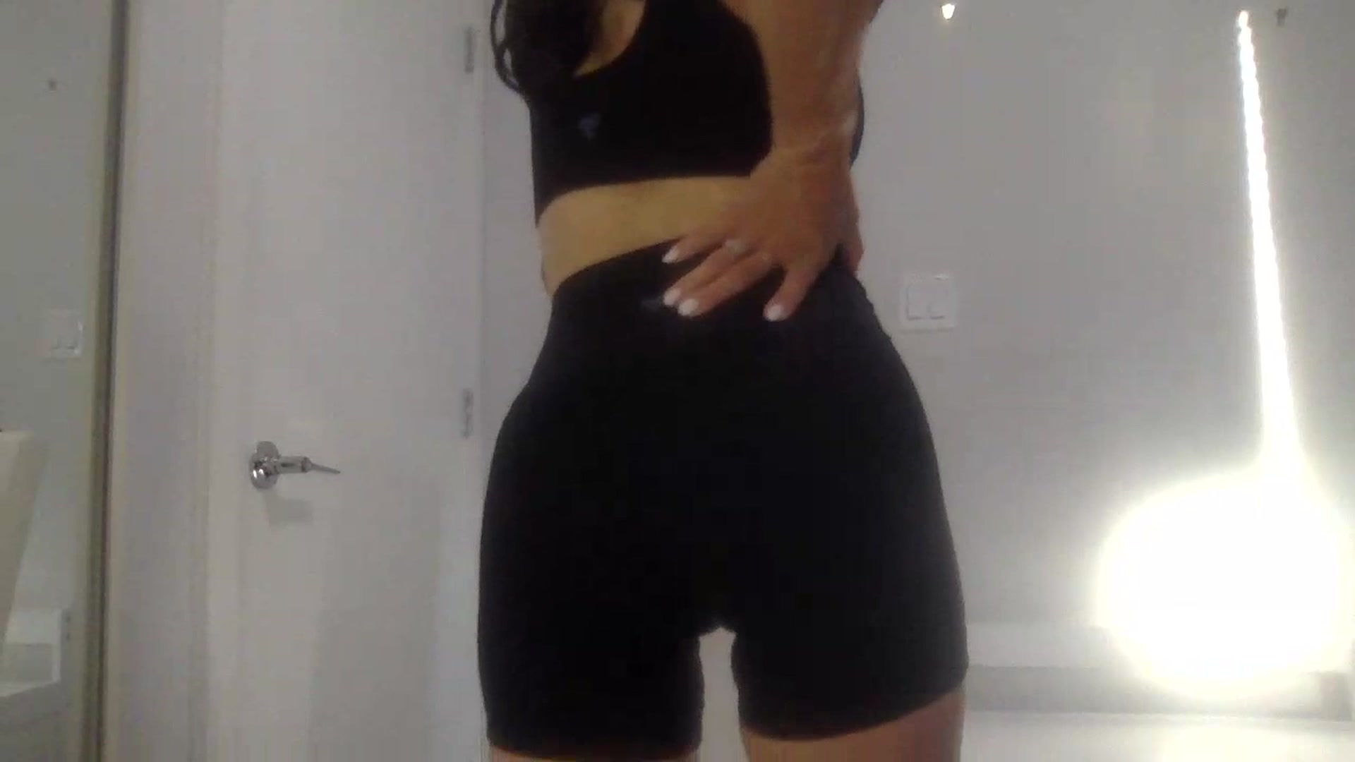 Gallery image thumbnail from HayleyRay's myfreecams stream on, 06/04/2023, 03:17 image 7 of 20