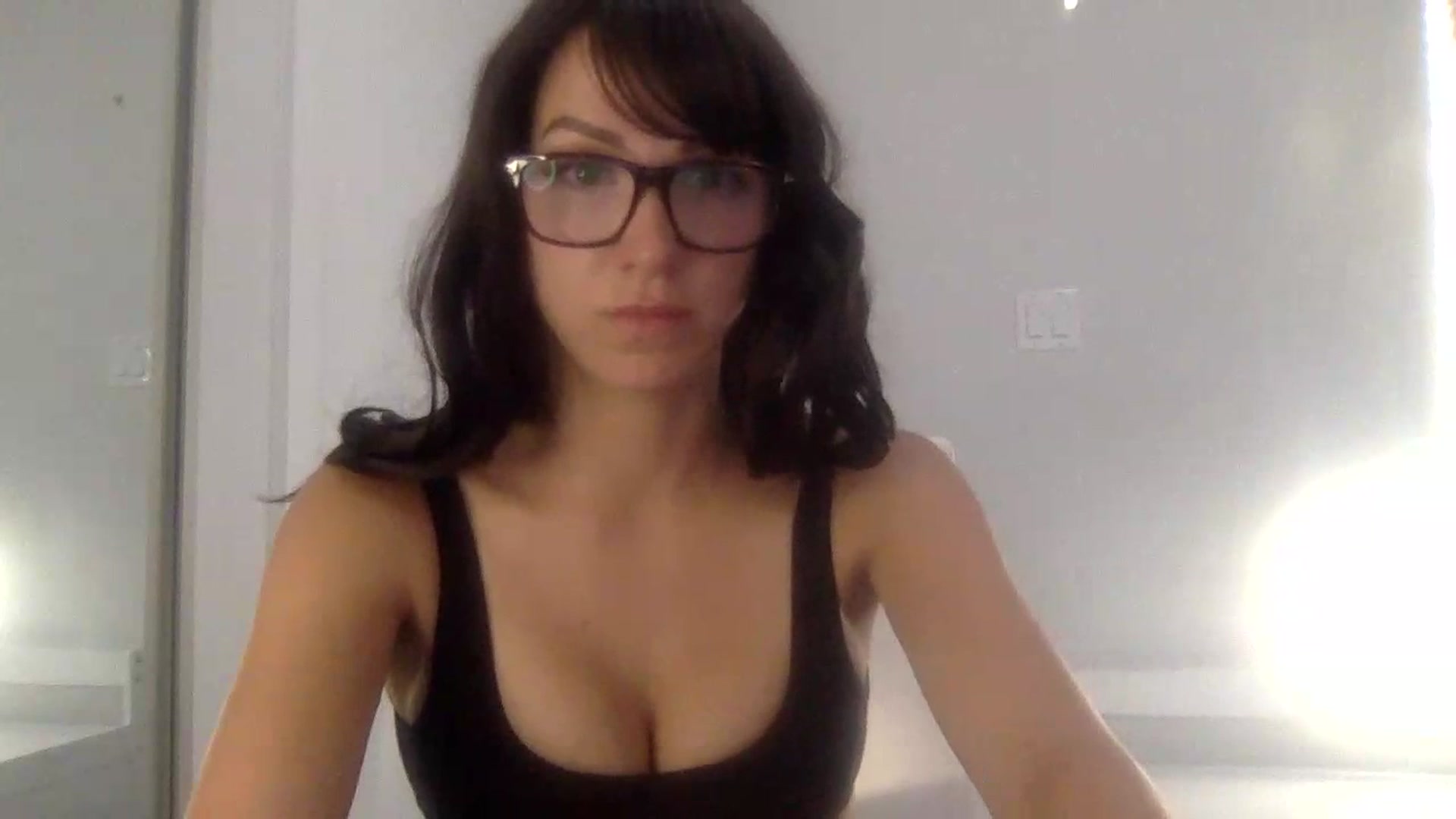 Gallery image thumbnail from HayleyRay's myfreecams stream on, 06/04/2023, 03:17 image 11 of 20