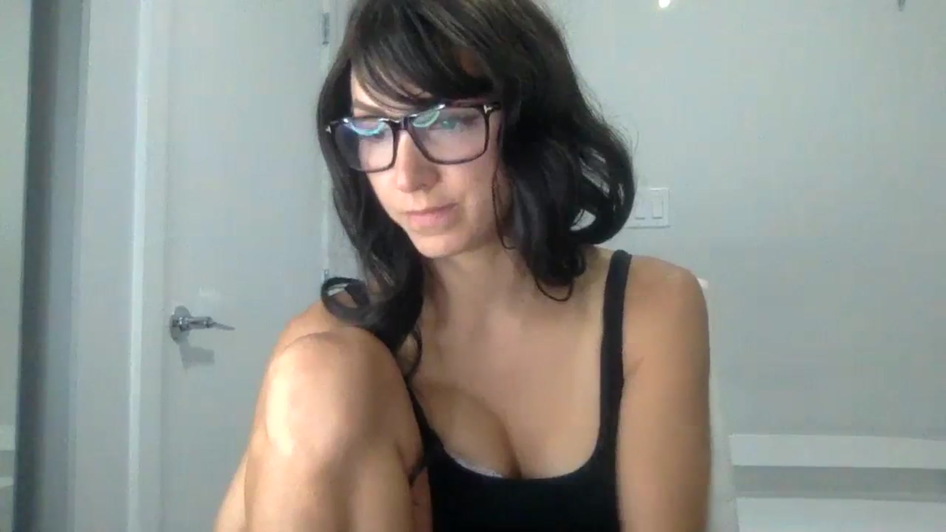 Gallery image thumbnail from HayleyRay's myfreecams stream on, 08/09/2023, 03:32 image 12 of 20