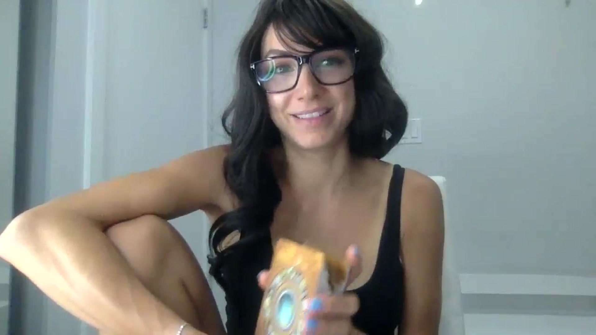 Gallery image thumbnail from HayleyRay's myfreecams stream on, 08/09/2023, 03:32 image 17 of 20
