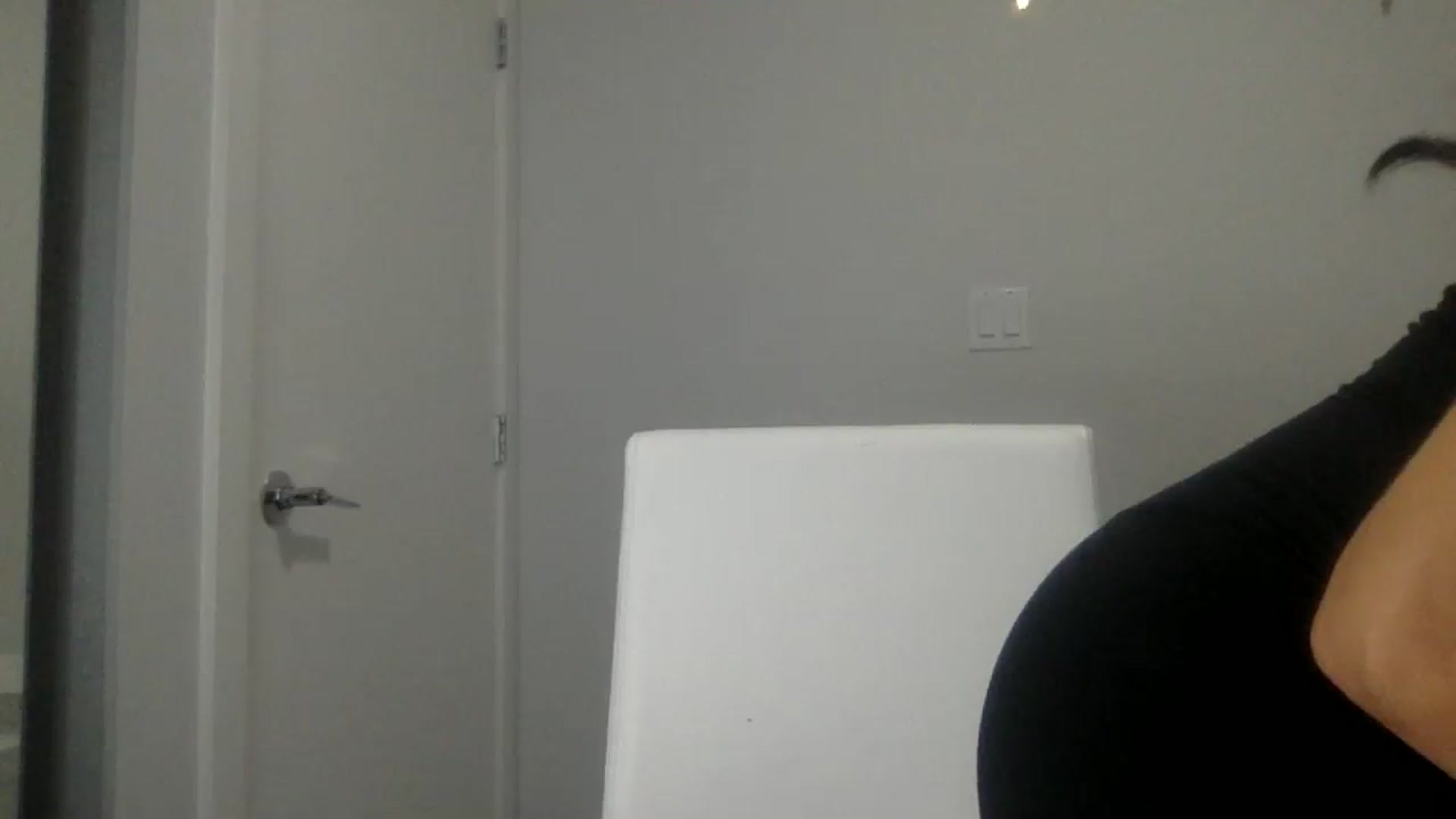 Gallery image thumbnail from HayleyRay's myfreecams stream on, 08/09/2023, 03:32 image 6 of 20
