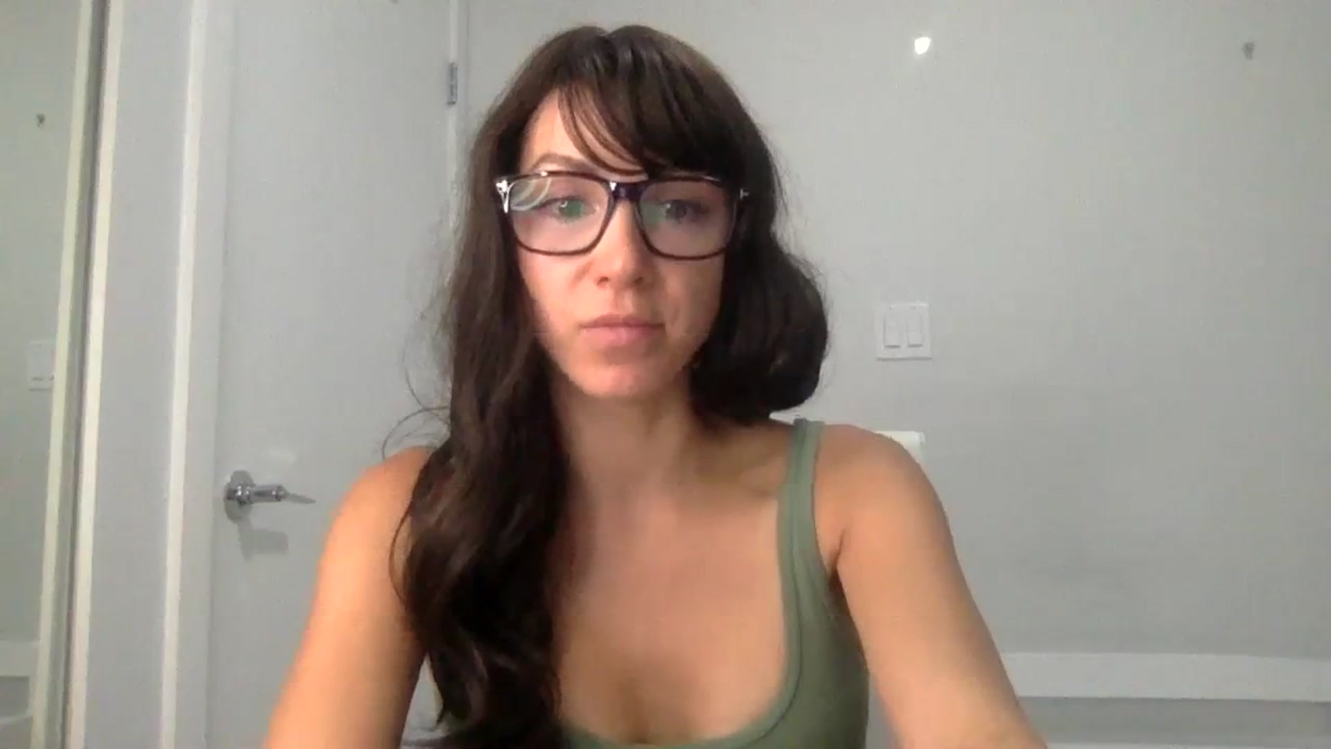 Gallery image thumbnail from HayleyRay's myfreecams stream on, 08/24/2023, 03:41 image 18 of 20