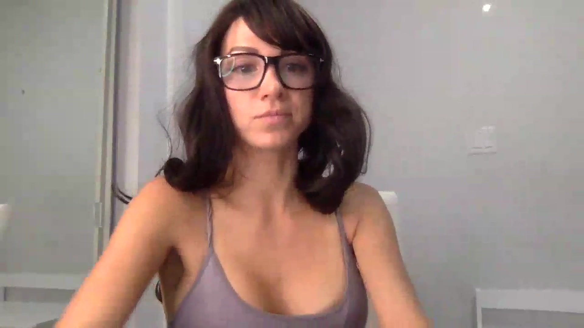 Gallery image thumbnail from HayleyRay's myfreecams stream on, 10/11/2023, 04:44 image 18 of 20