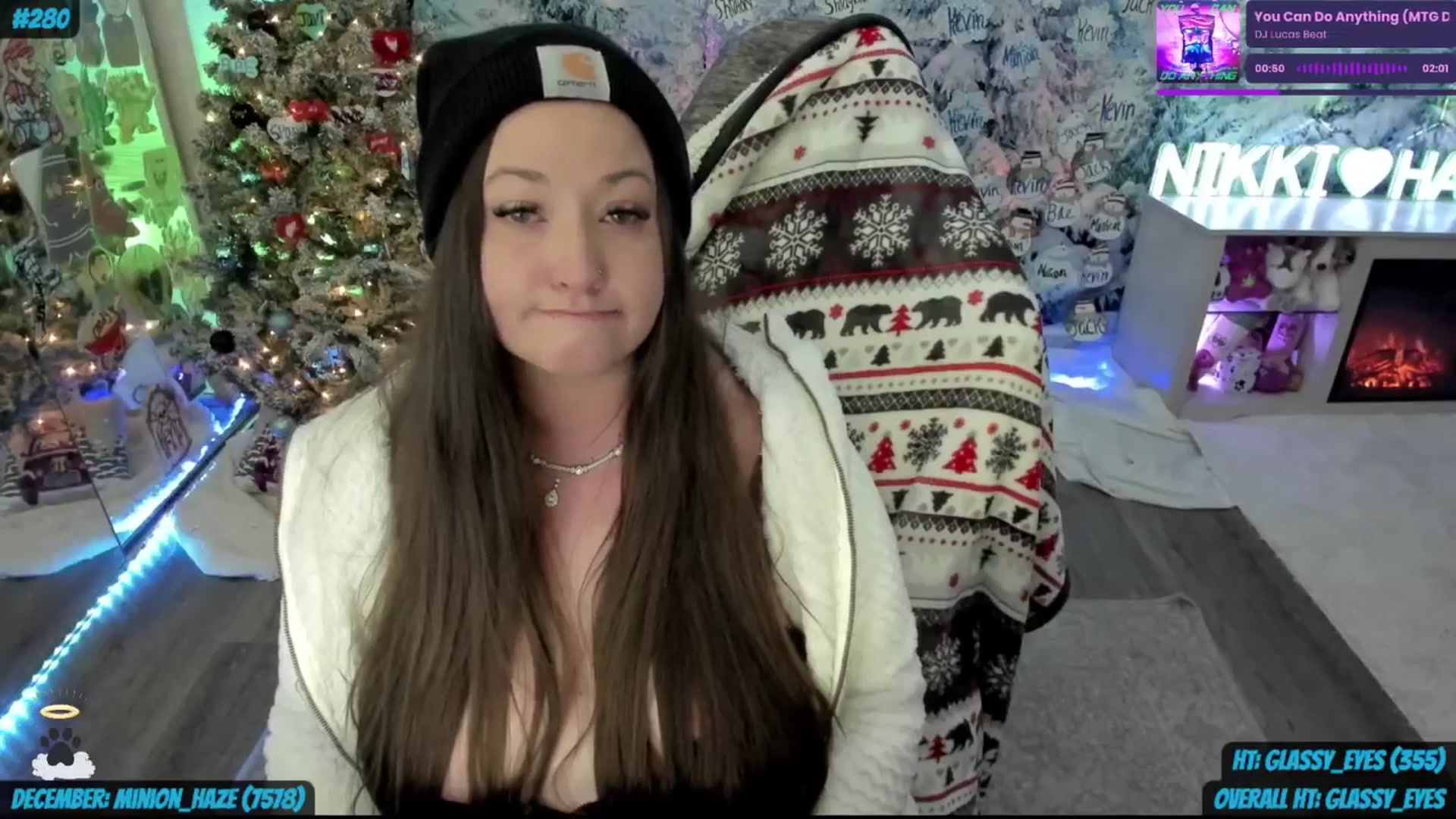 Gallery image thumbnail from Haze_Ballz's myfreecams stream on, 12/21/2025, 16:11 image 15 of 20