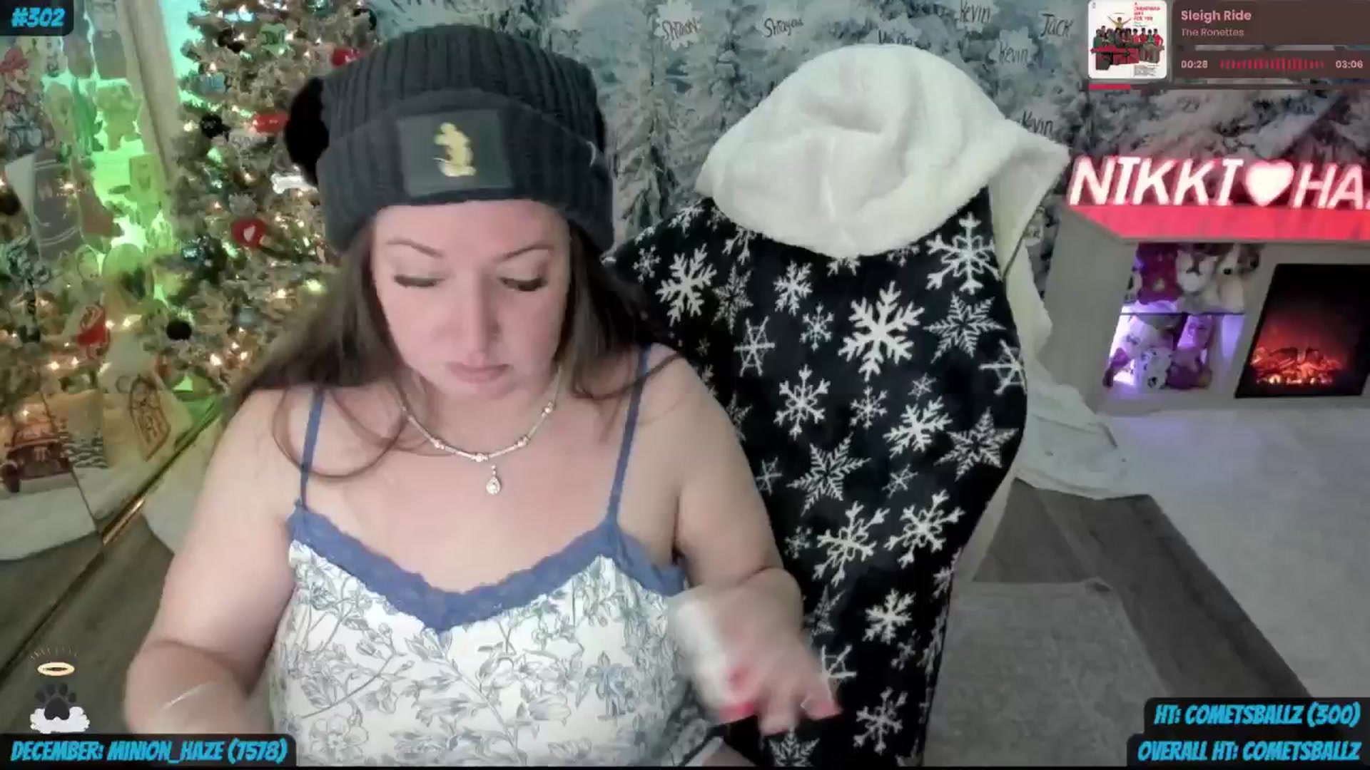Gallery image thumbnail from Haze_Ballz's myfreecams stream on, 12/24/2025, 12:49 image 11 of 20