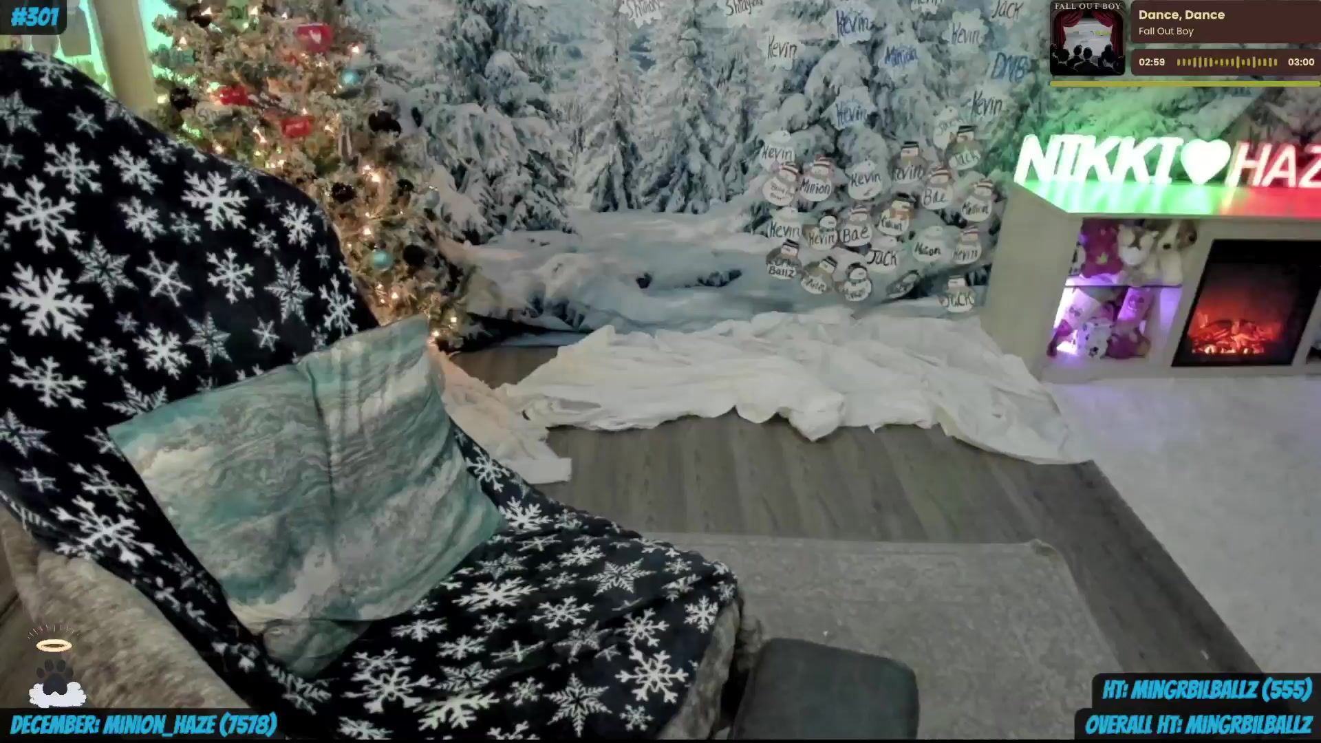 Gallery image thumbnail from Haze_Ballz's myfreecams stream on, 12/25/2025, 15:23 image 4 of 20