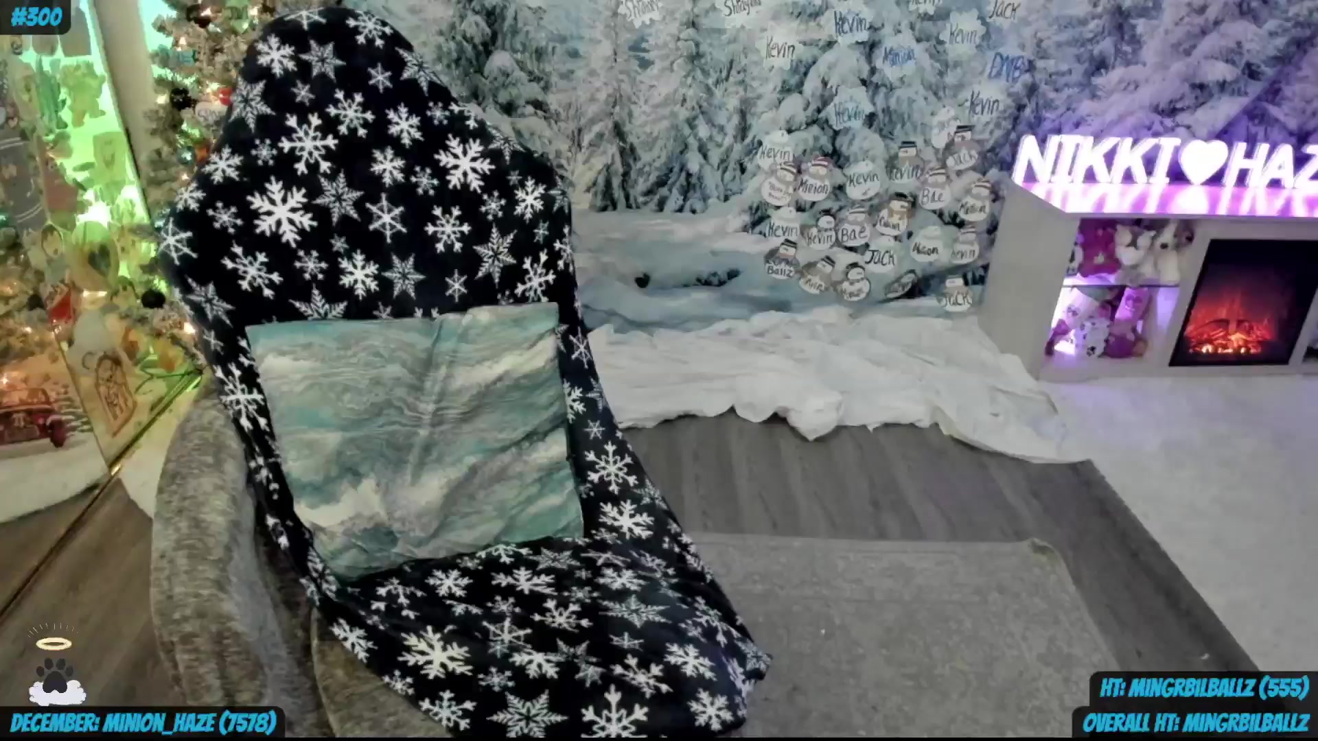 Gallery image thumbnail from Haze_Ballz's myfreecams stream on, 12/25/2025, 15:23 image 11 of 20