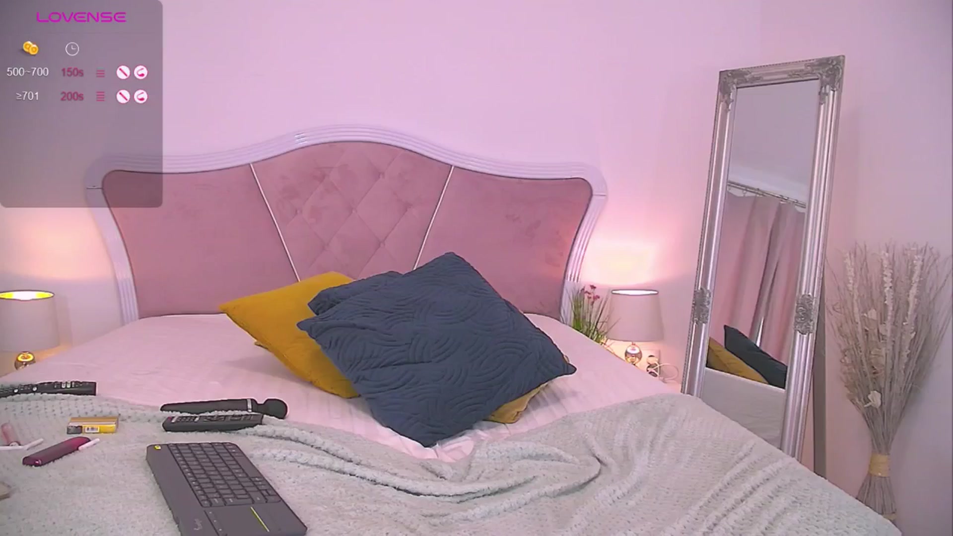 Gallery image thumbnail from HazelBlais's myfreecams stream on, 07/03/2024, 15:27 image 16 of 20