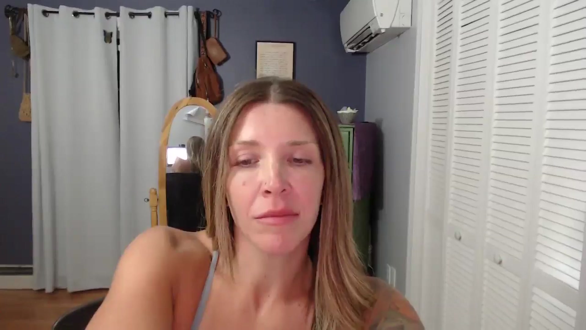 Gallery image thumbnail from HazelJane7's myfreecams stream on, 08/19/2025, 06:04 image 16 of 20