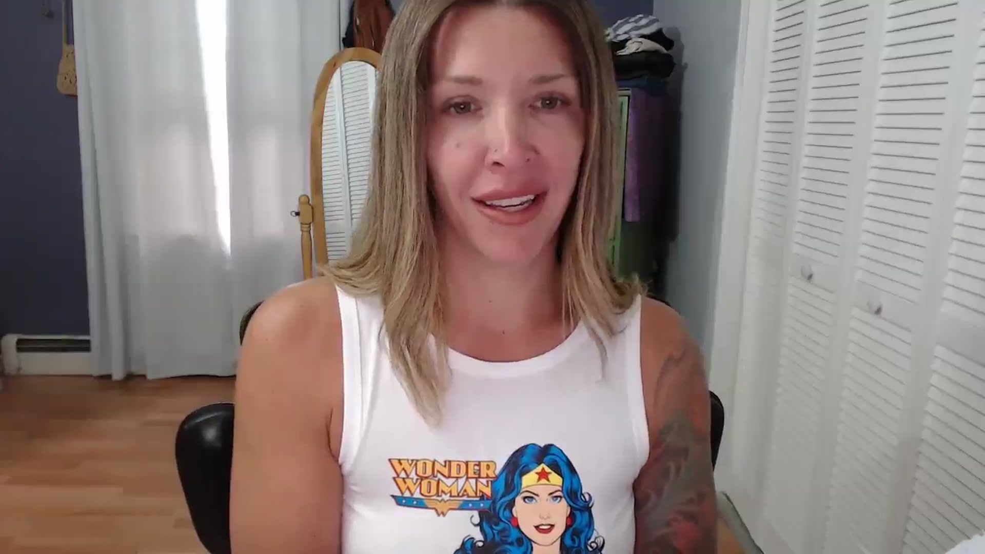 Gallery image thumbnail from HazelJane7's myfreecams stream on, 08/19/2025, 14:04 image 8 of 20
