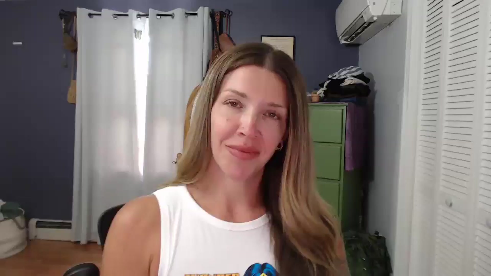 Gallery image thumbnail from HazelJane7's myfreecams stream on, 08/19/2025, 15:14 image 1 of 20