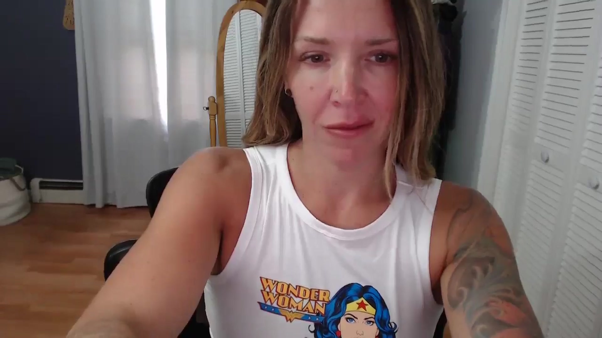 Gallery image thumbnail from HazelJane7's myfreecams stream on, 08/19/2025, 15:14 image 14 of 20