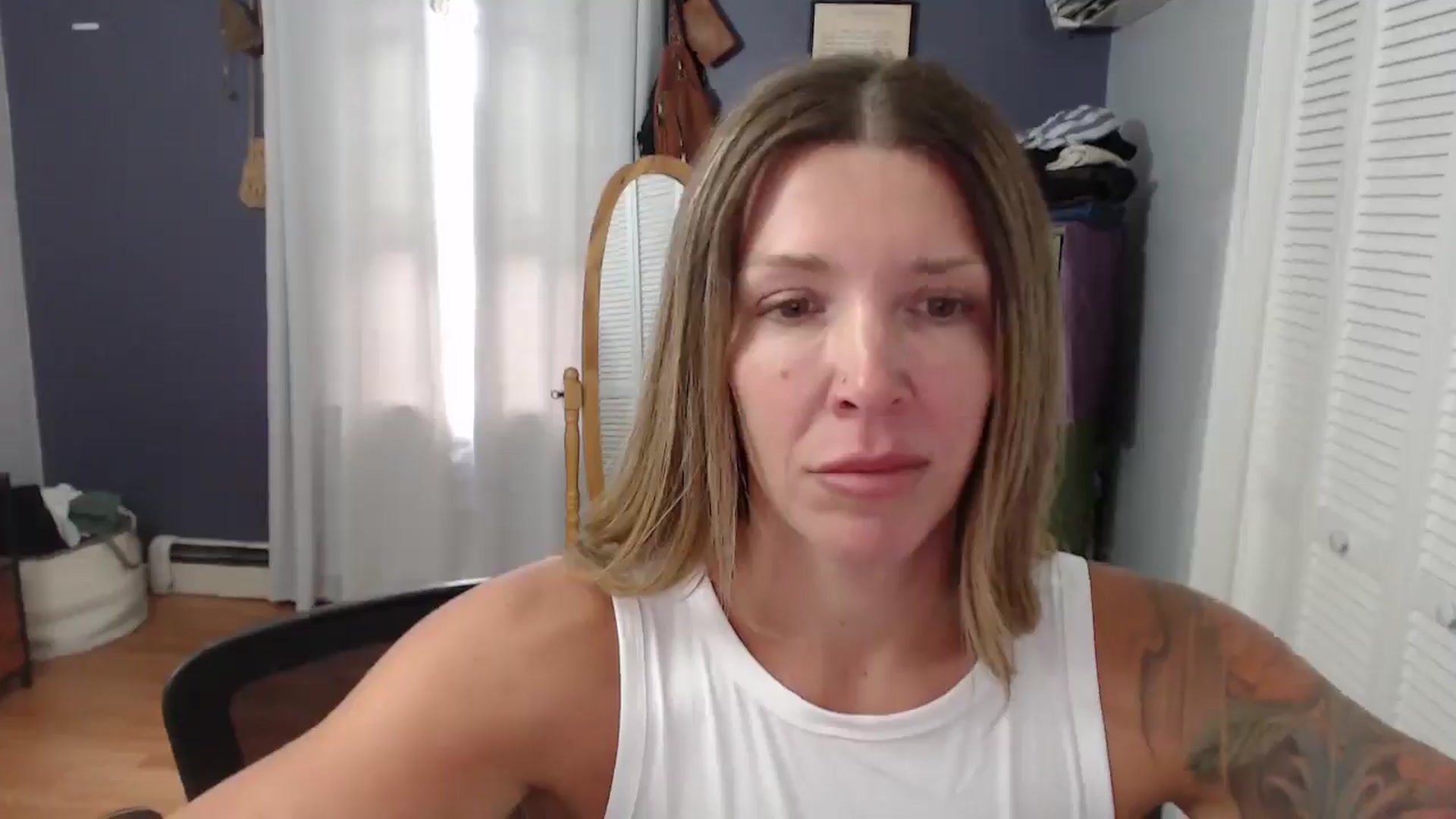 Gallery image thumbnail from HazelJane7's myfreecams stream on, 08/19/2025, 15:41 image 18 of 20