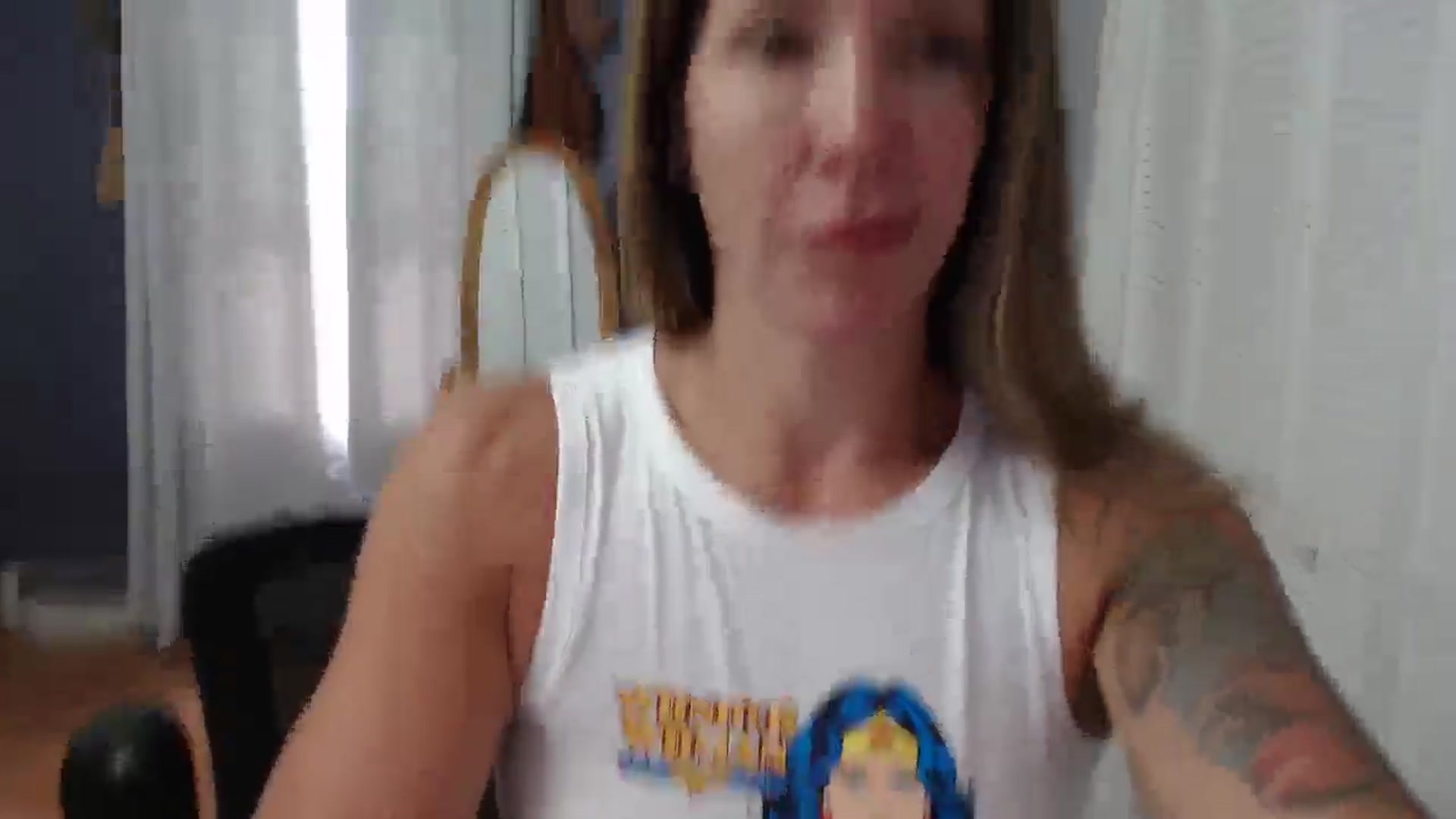 Gallery image thumbnail from HazelJane7's myfreecams stream on, 08/19/2025, 15:41 image 2 of 20