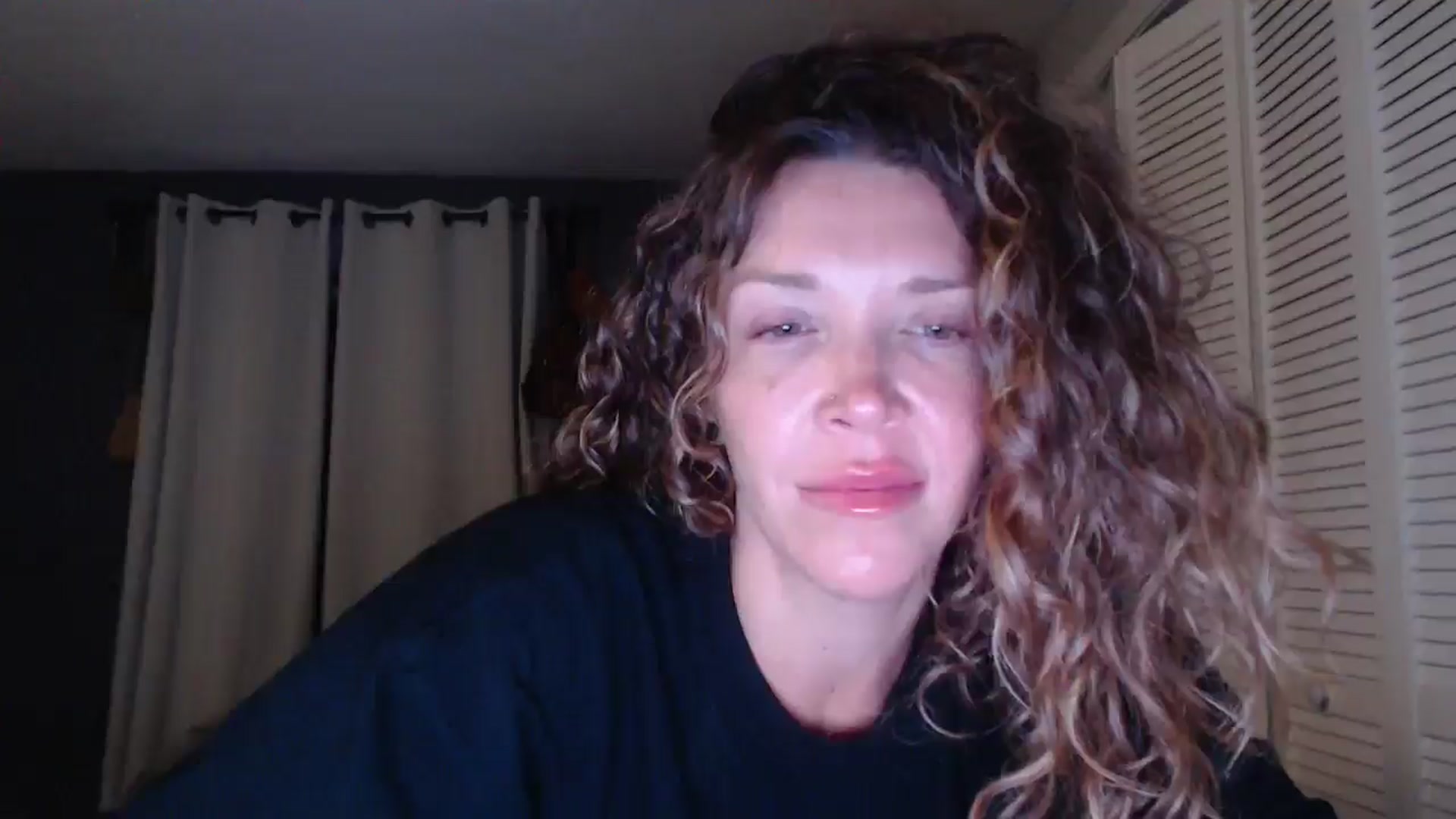 Gallery image thumbnail from HazelJane7's myfreecams stream on, 08/25/2025, 06:59 image 16 of 20