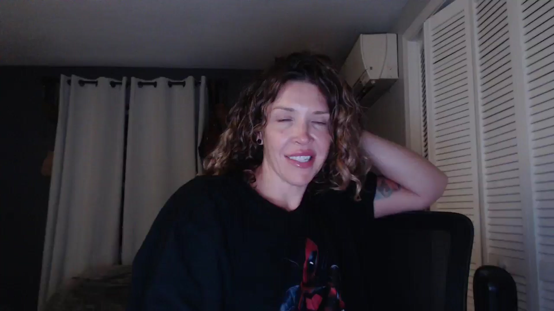 Gallery image thumbnail from HazelJane7's myfreecams stream on, 08/25/2025, 06:59 image 13 of 20