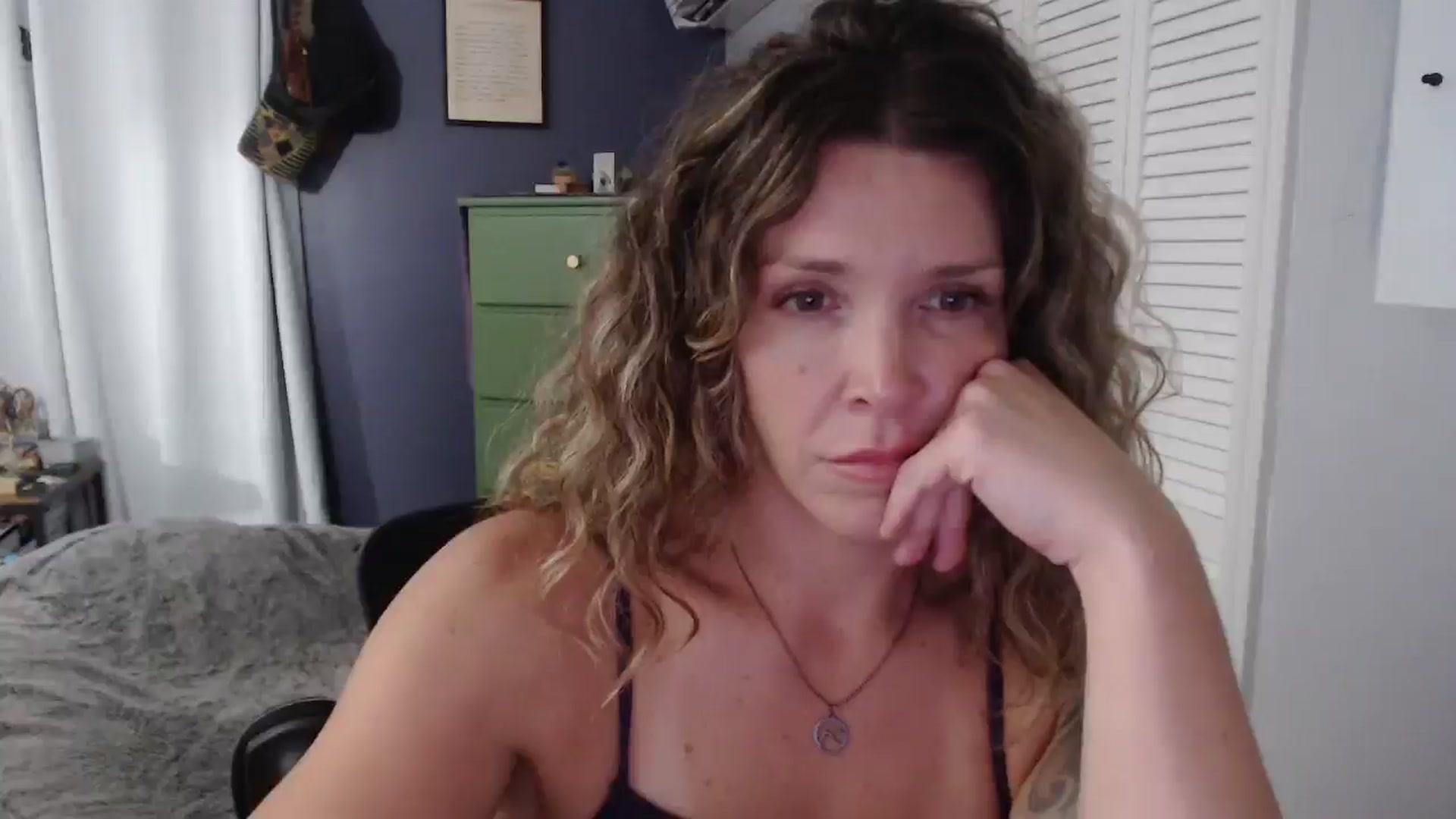 Gallery image thumbnail from HazelJane7's myfreecams stream on, 09/03/2025, 24:24 image 9 of 20